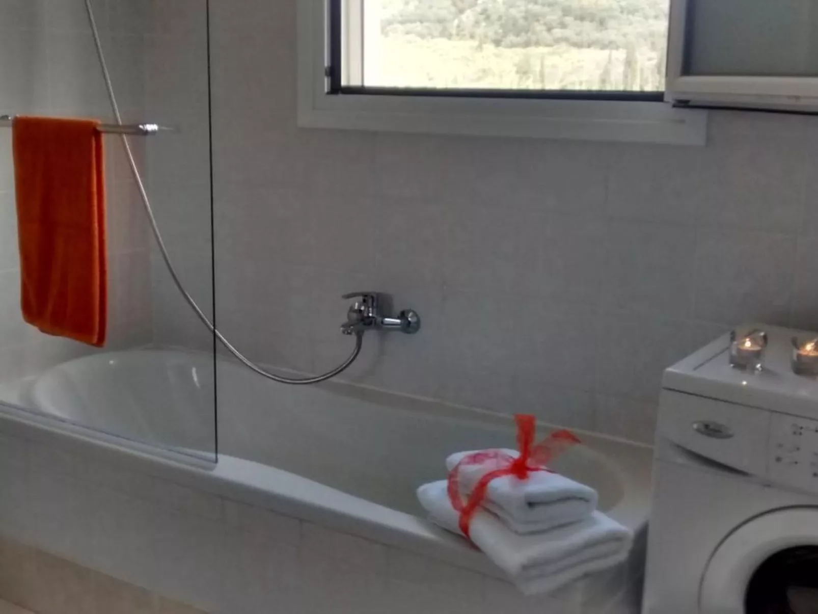 Ferienvilla mit Garten, Grill und Terrasse-Image-tags.info