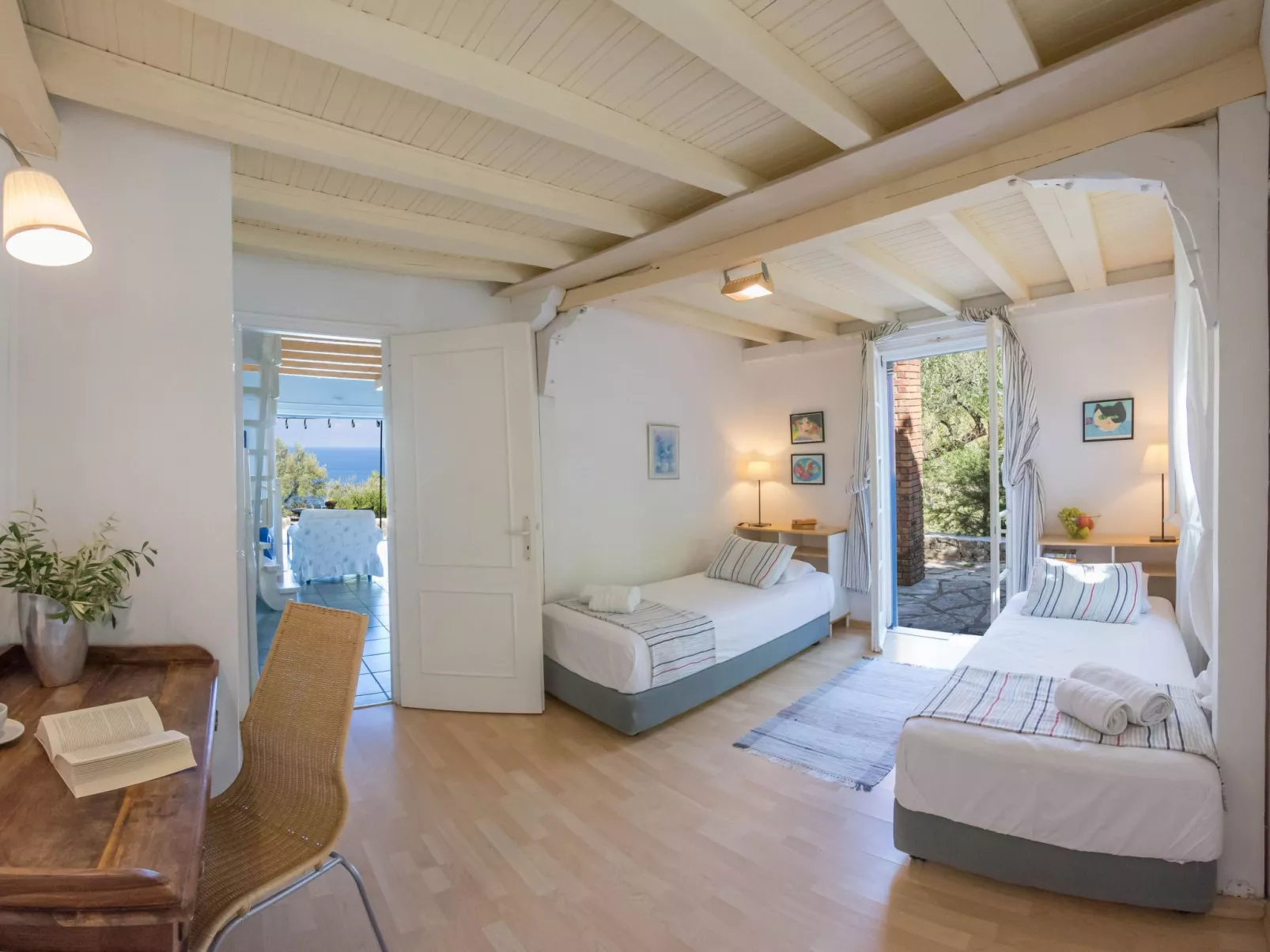 Villa Thalia - Inside