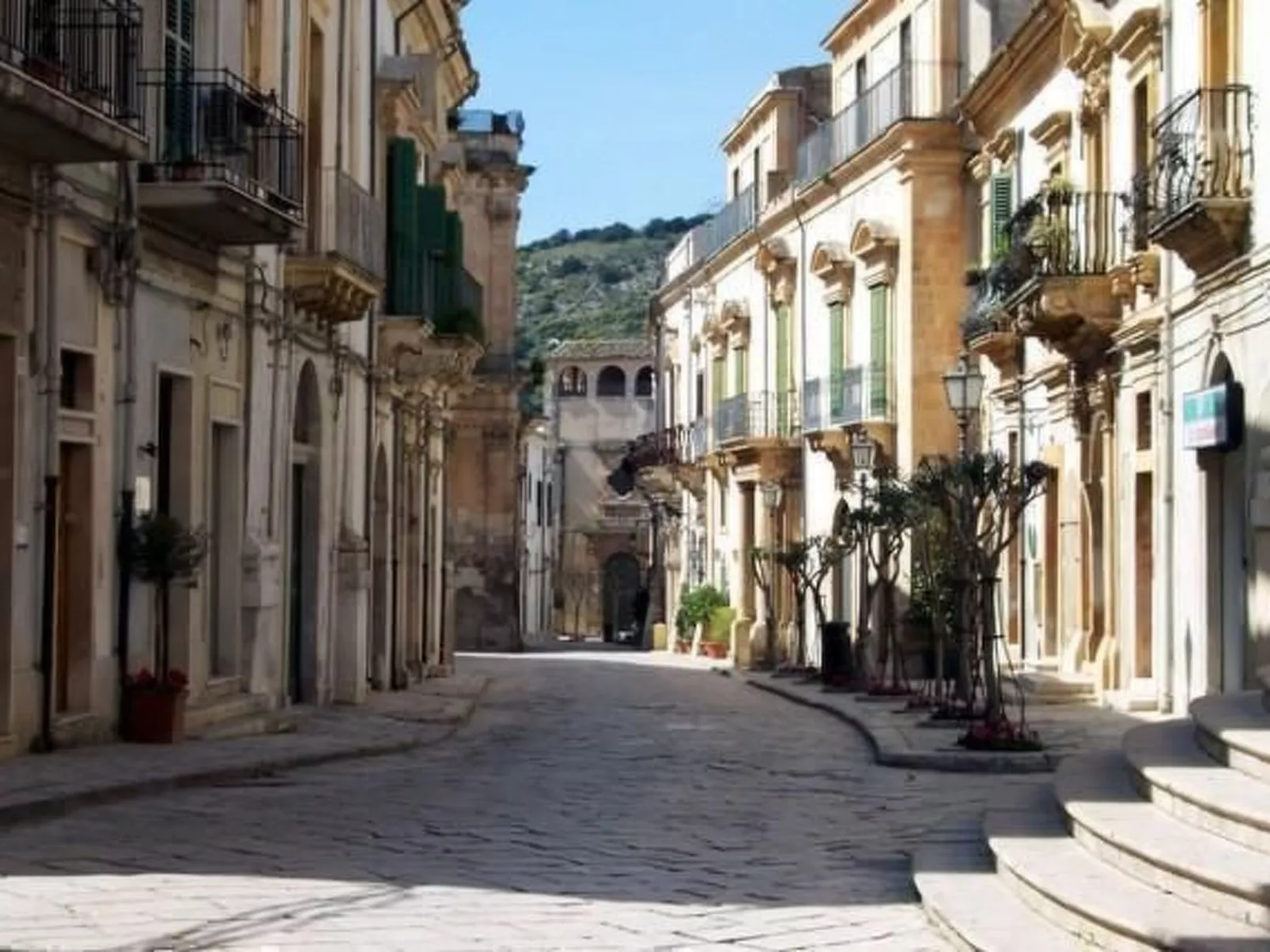 Gemütliches Haus in Scicli mit Panoramaterrasse-Drinnen