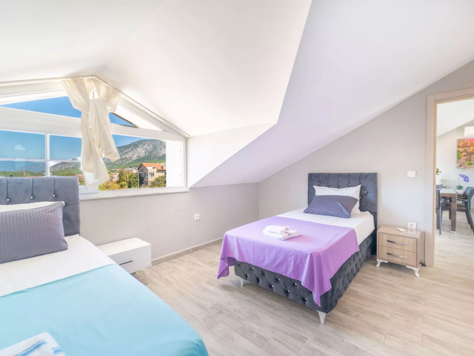 Sea View Loft-Drinnen