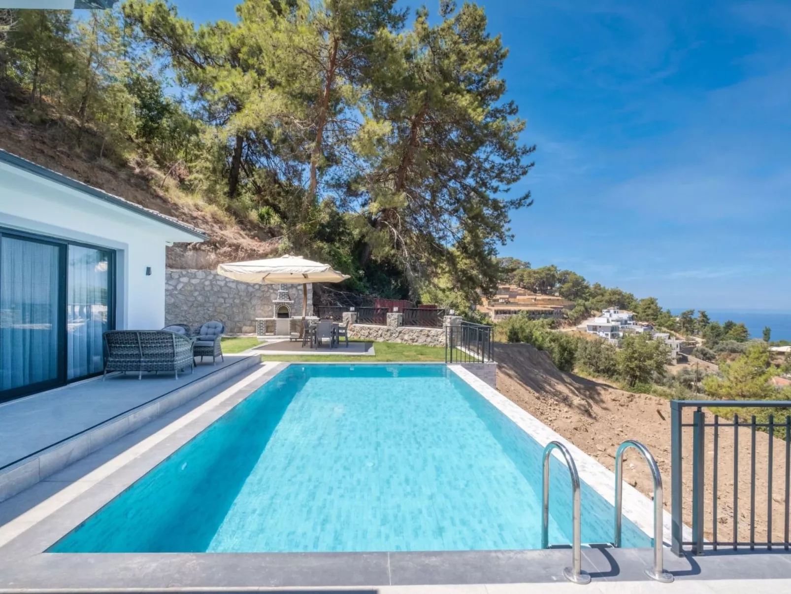 Villa mit Infinitypool in Fethiye Faralya-Inside