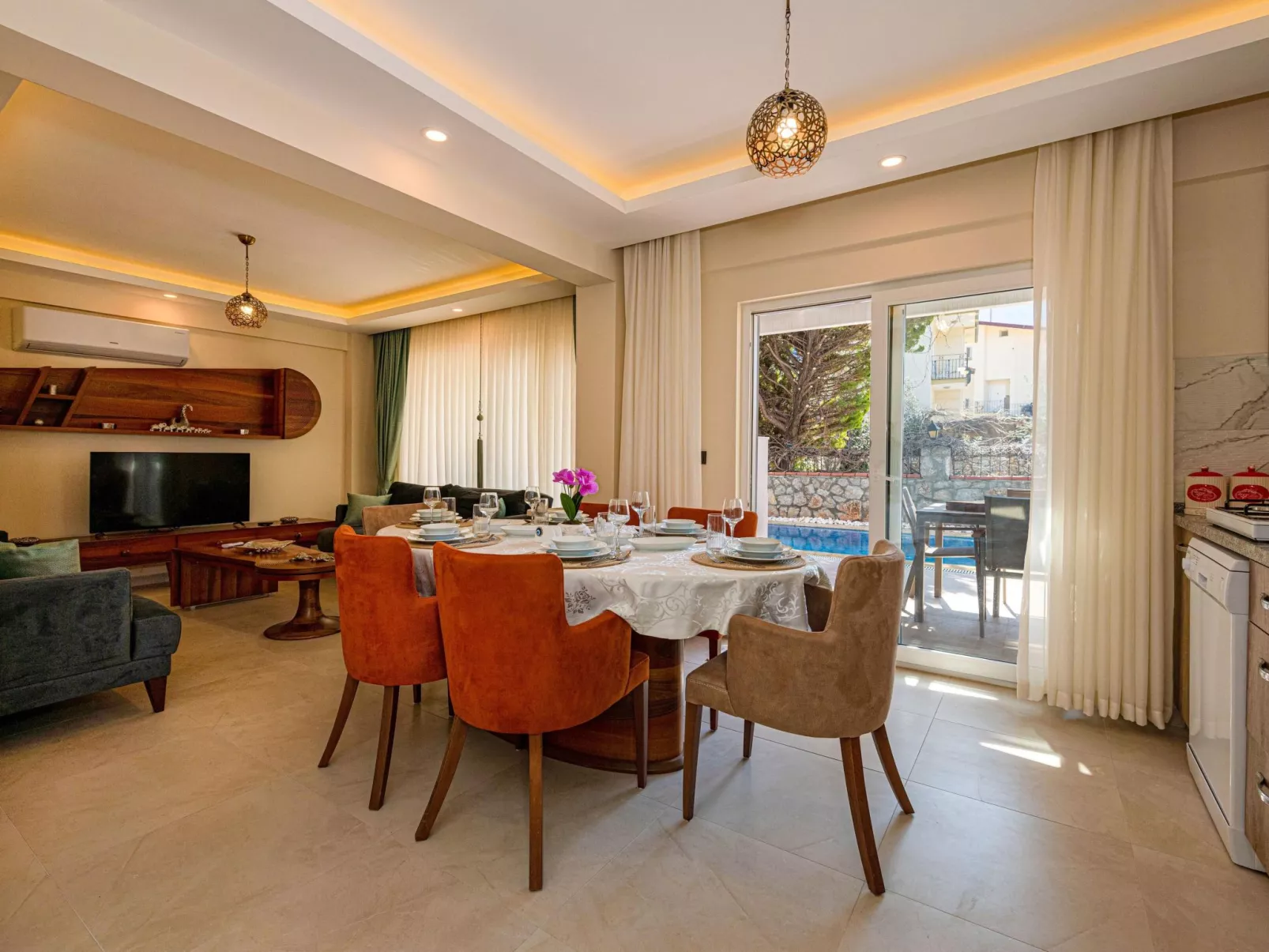 Große für Villa bis zu 9 Personen-Inside