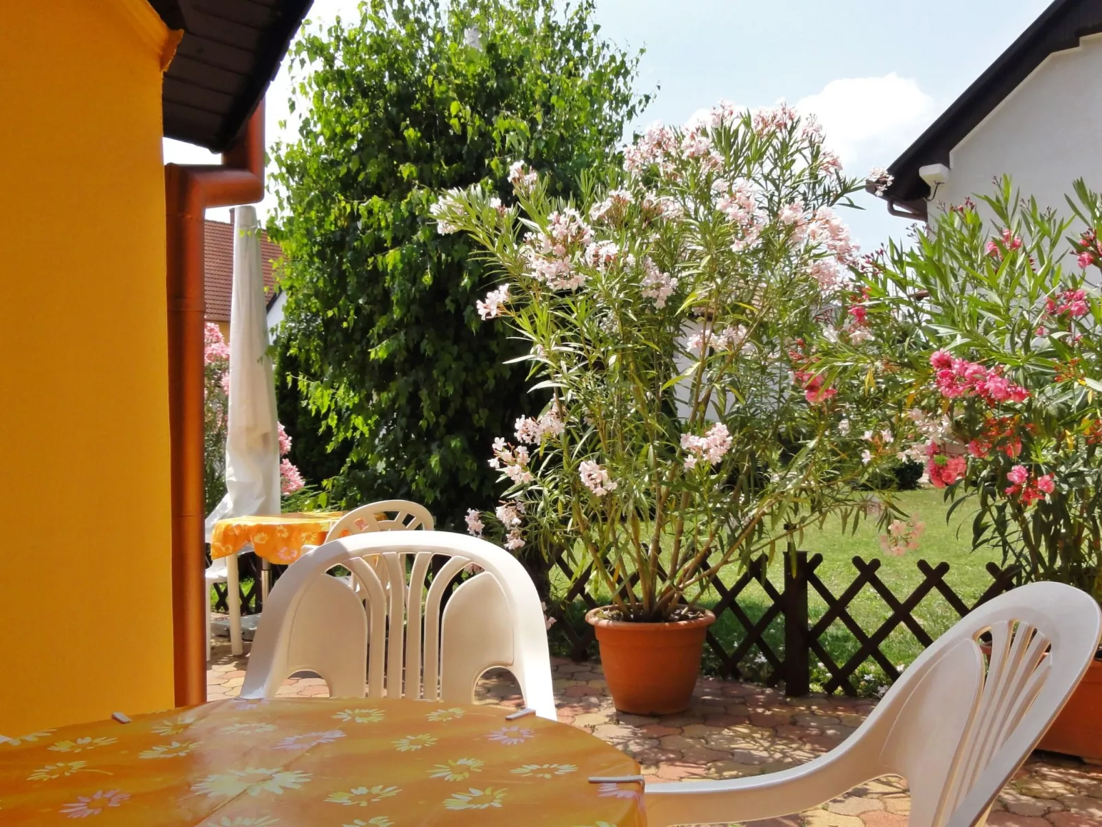 Stimmungsvolle Ferienwohnung mit großem Garten-Image-tags.info