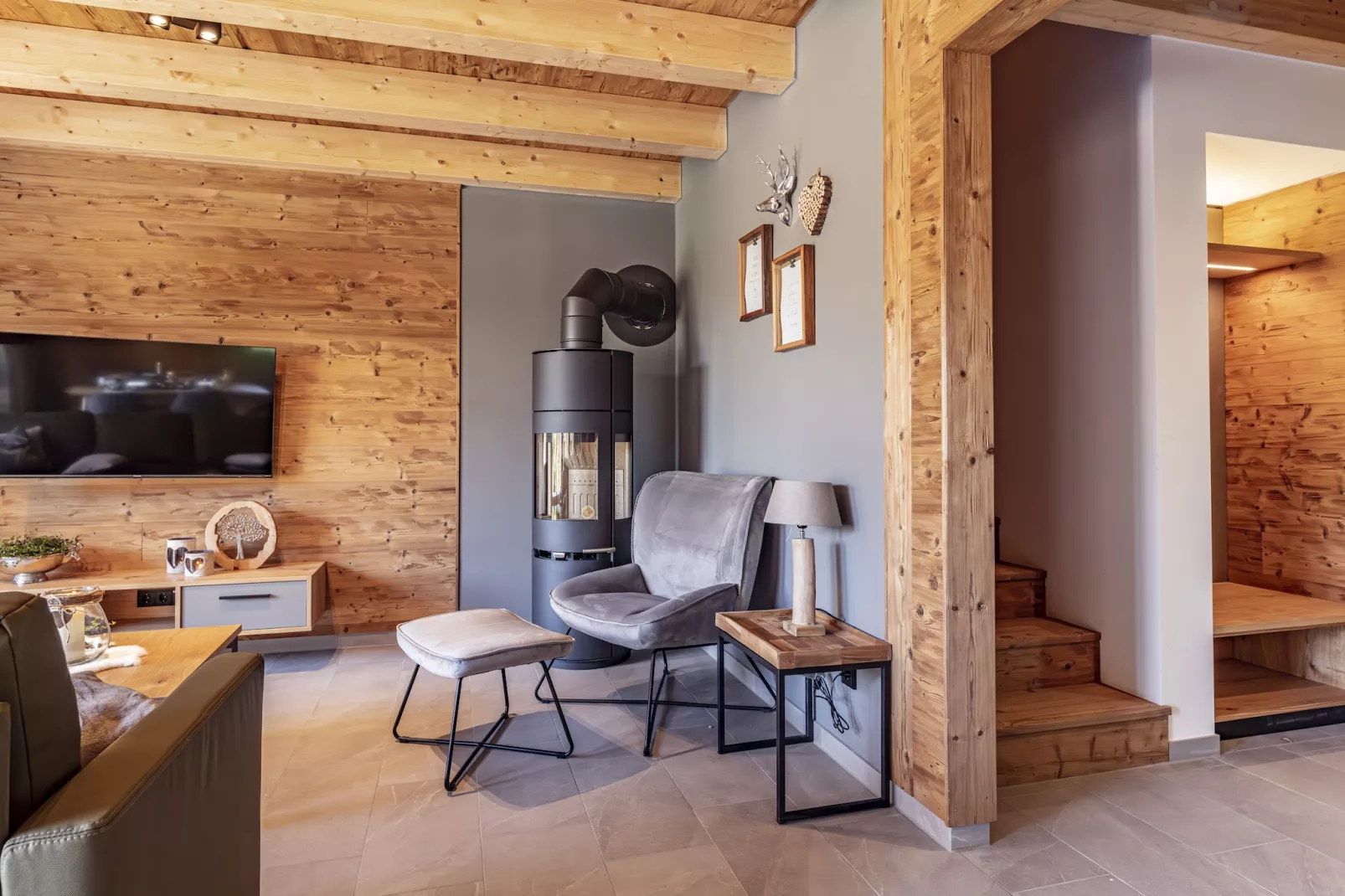 Chalet mit Sauna-Living room