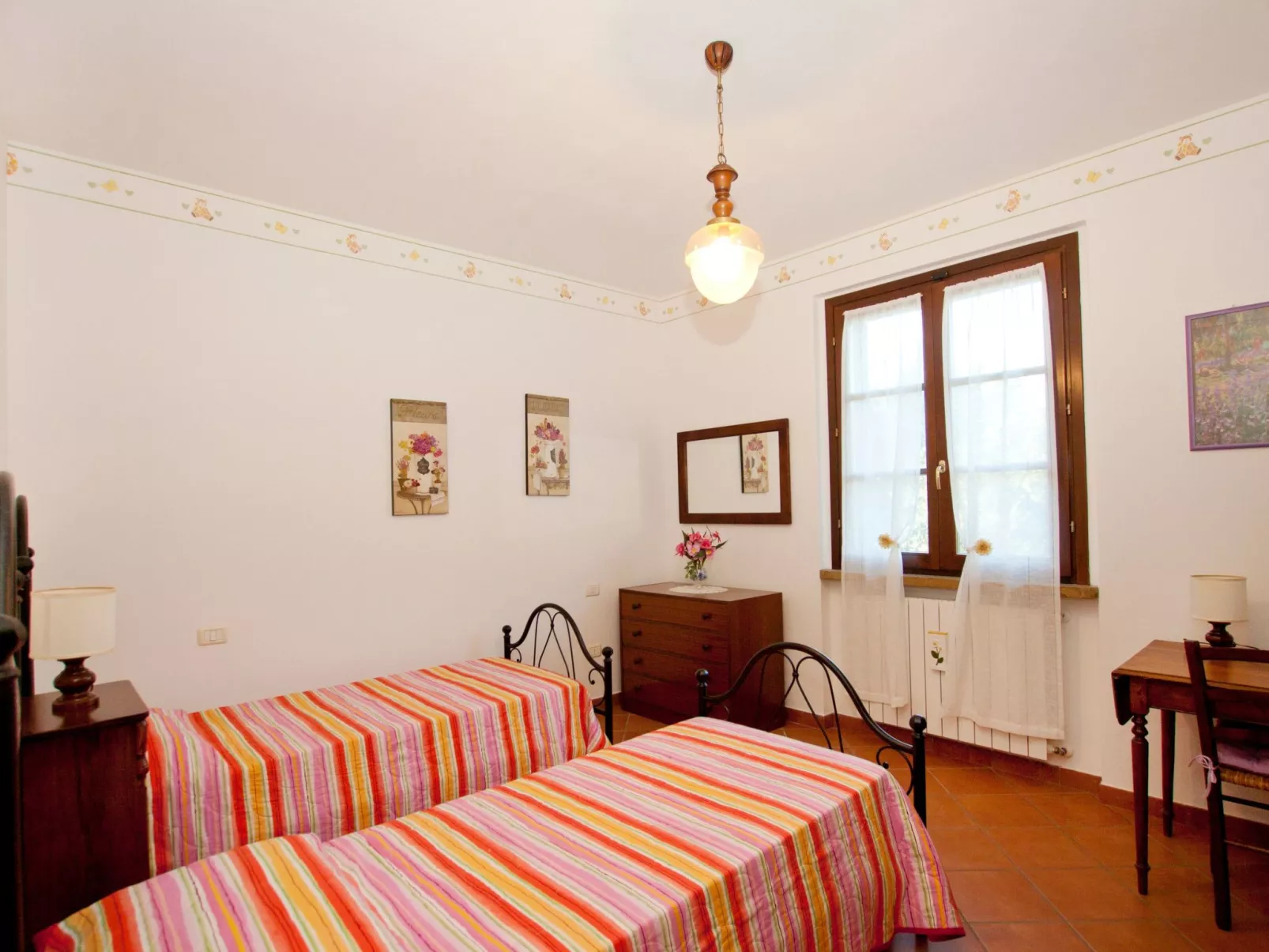 Campo del Rosario-Drinnen