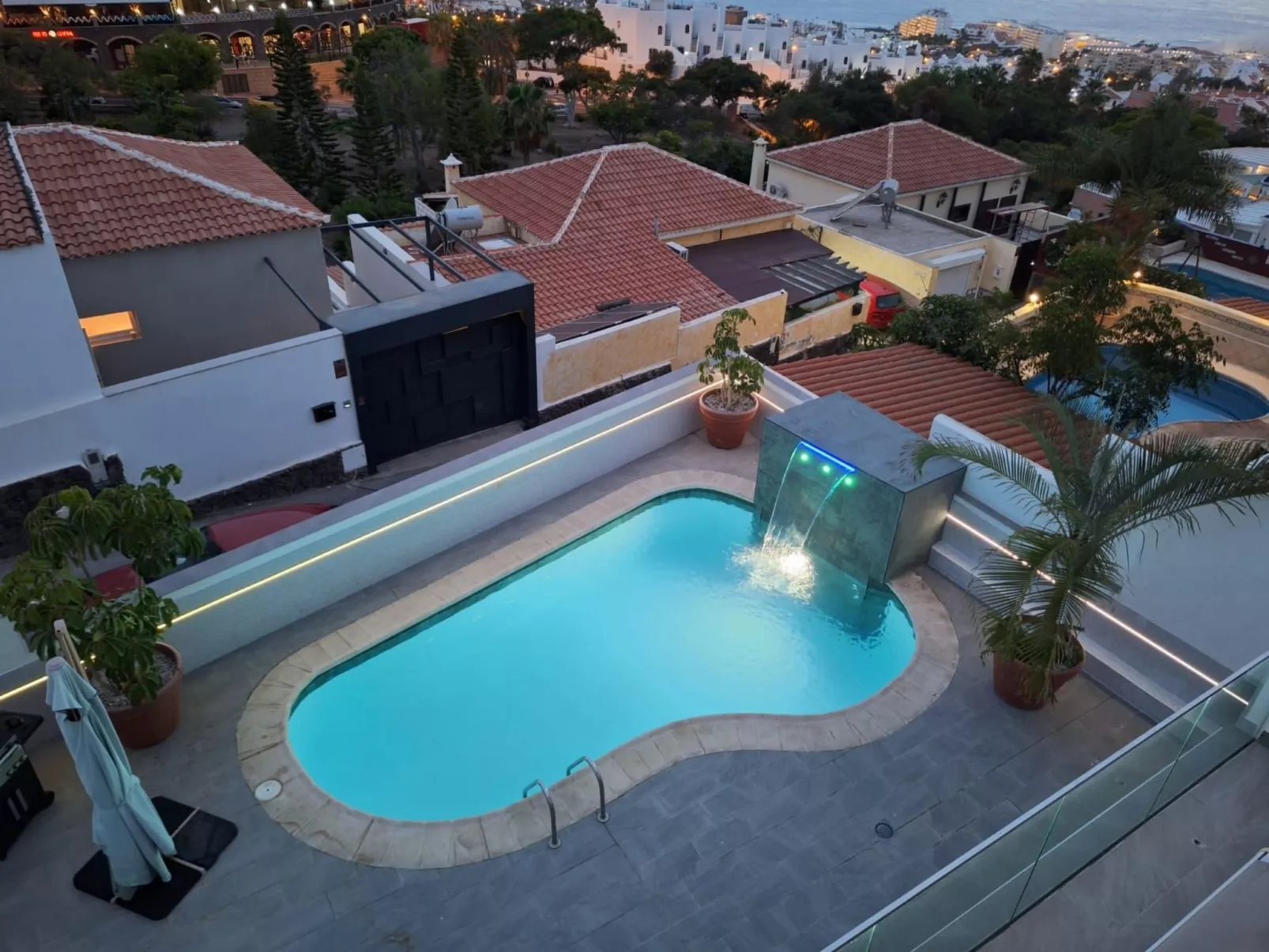 Apartamento vacacional "2 Schlafzimmer Suite eigener Pool"-Draußen