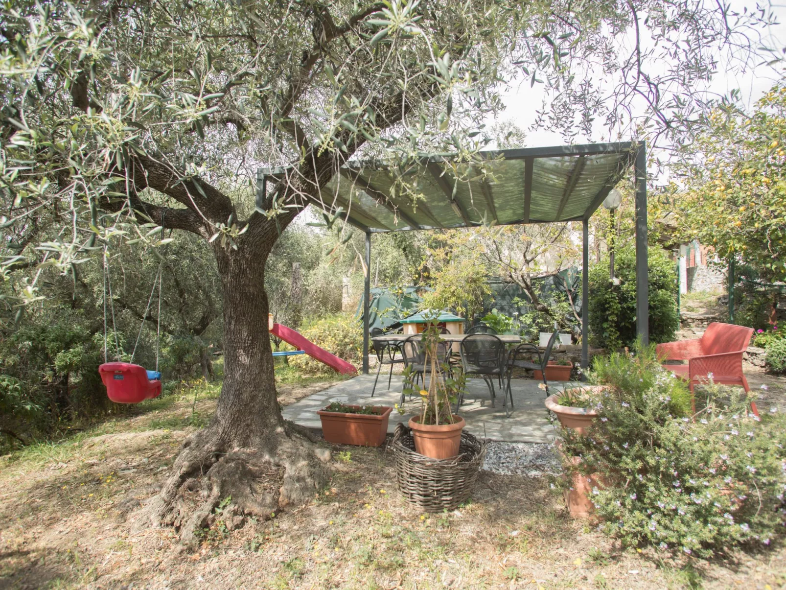 Charmantes Appartment in Diano San Pietro-Dehors