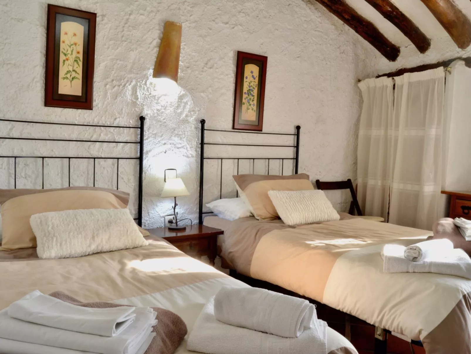 Cortijo Pulgarín Bajo - El Mirador-Dedans