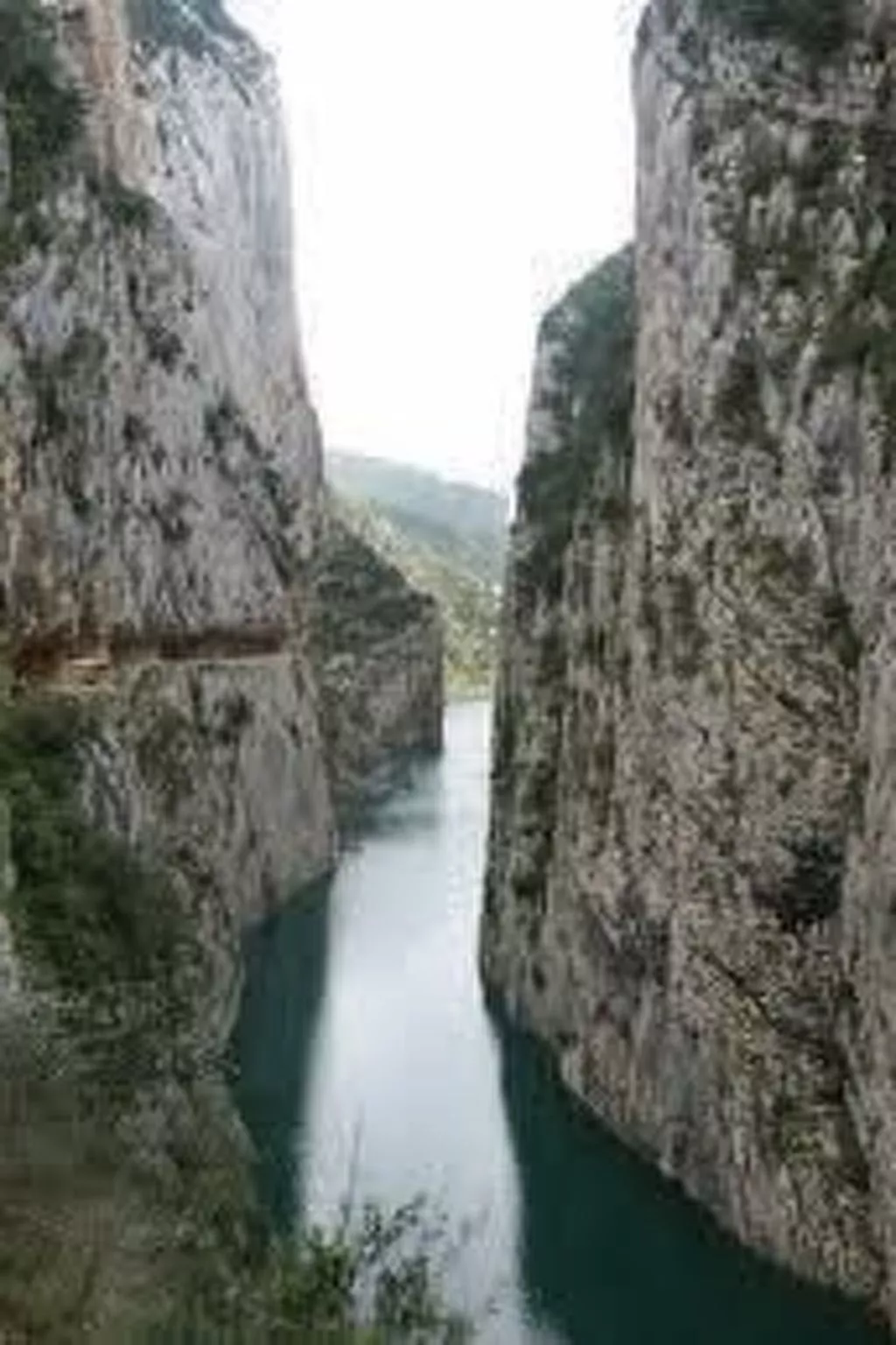 Wohnung "Stockwerk 2" mit Balkon-Image-tags.info