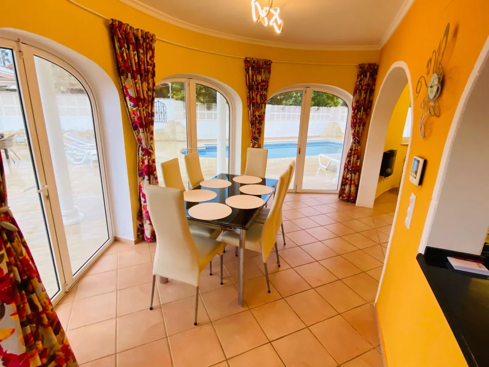 Traumvilla Revoltes-Outside