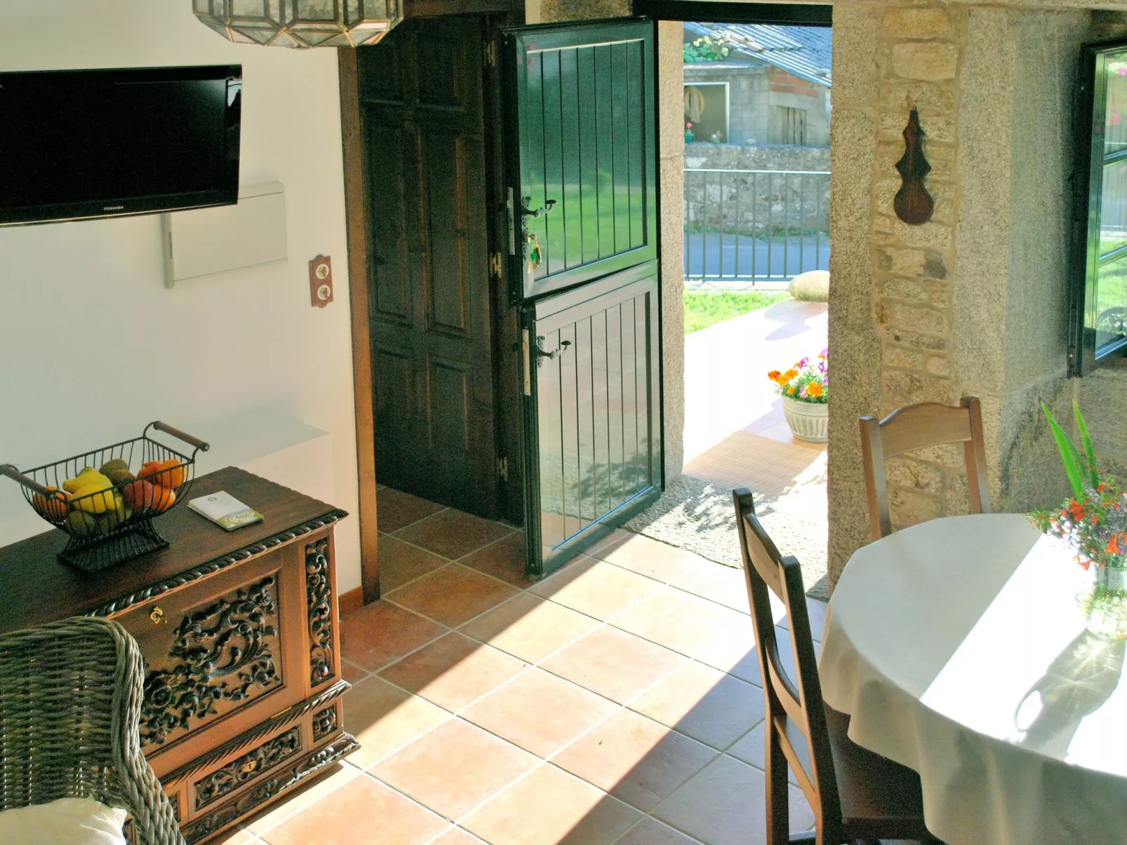 Haus Axouxere-Inside