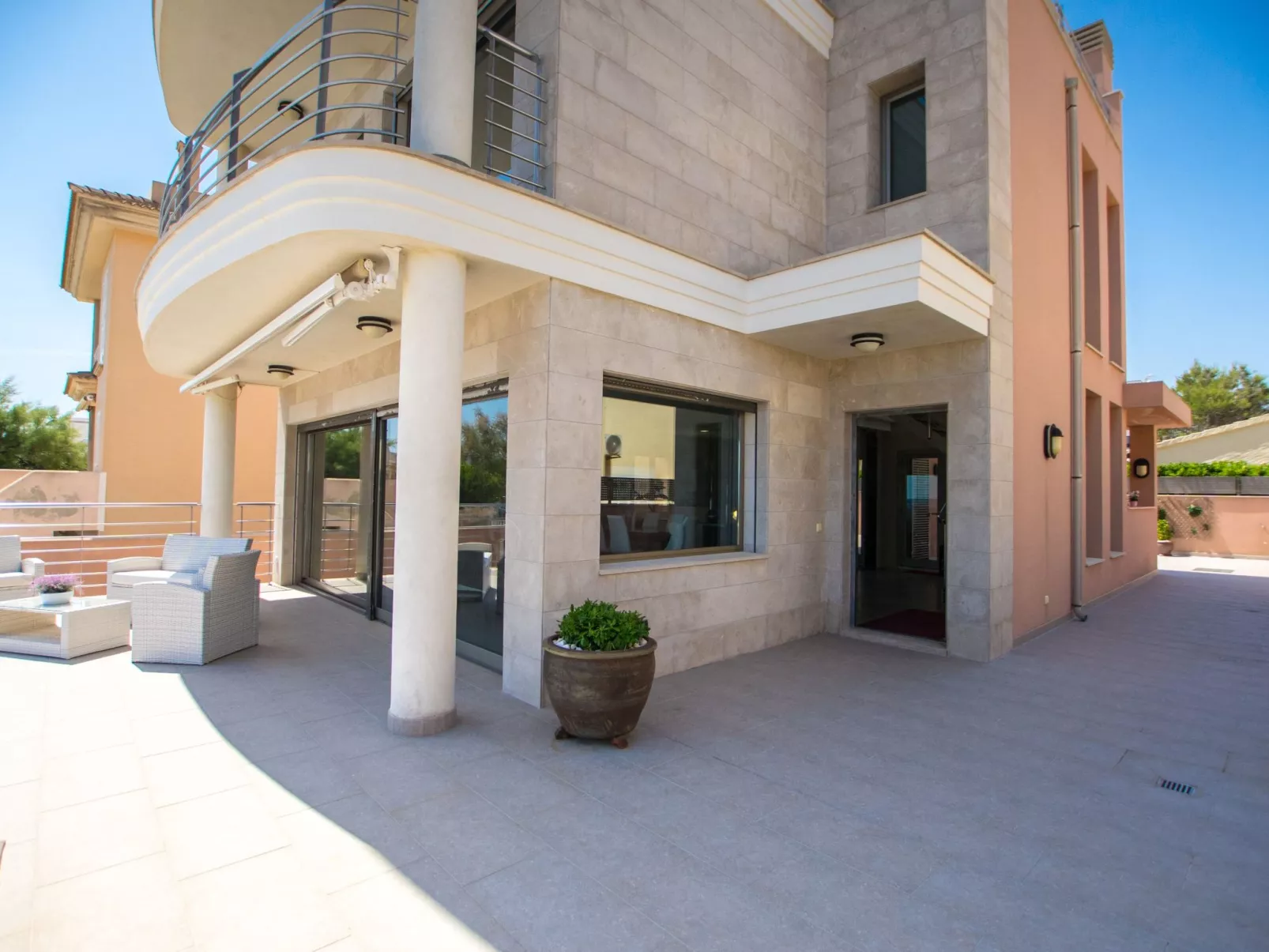 Freistehendes Haus direkt am Meer gelegen-Inside