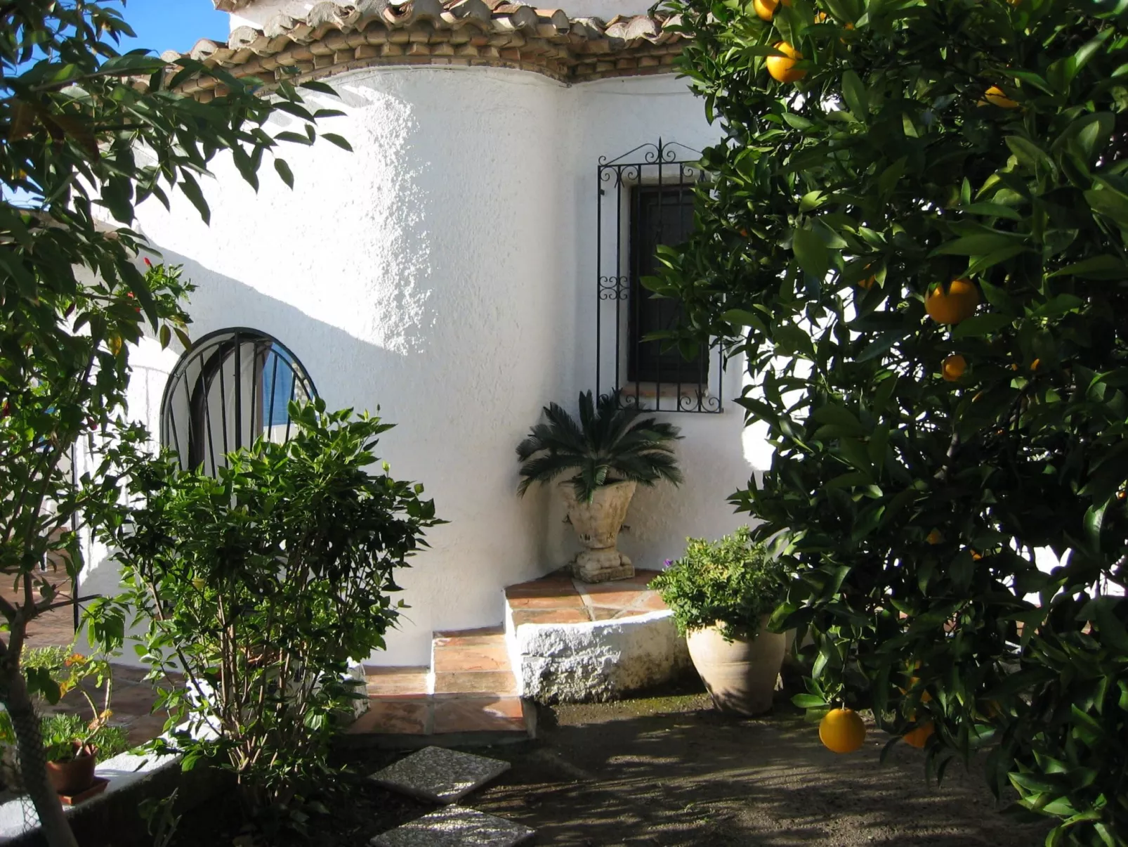 Villa mit außergewöhnlicher Aussicht und beheiztem Pool-Image-tags.info