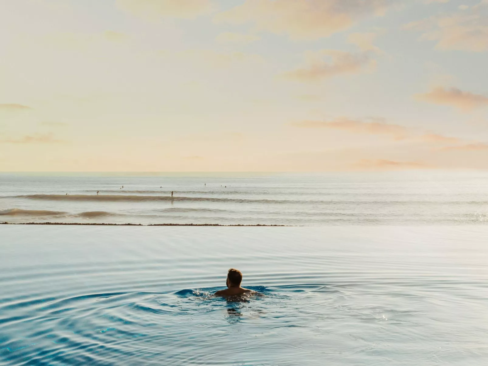 Villa mit Wasserblick-Outside