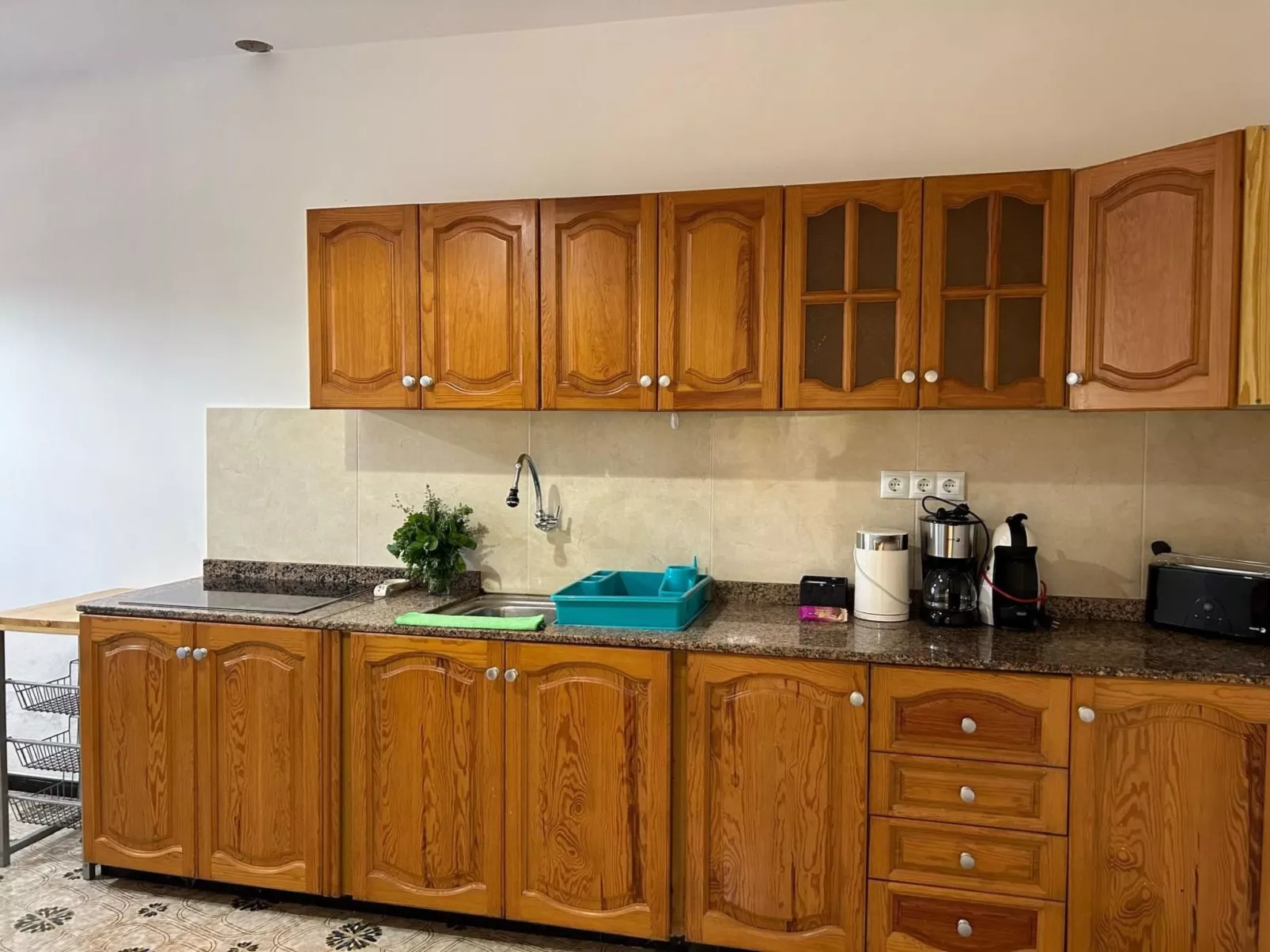 Edara Home - Haus mit privatem Garten-Drinnen