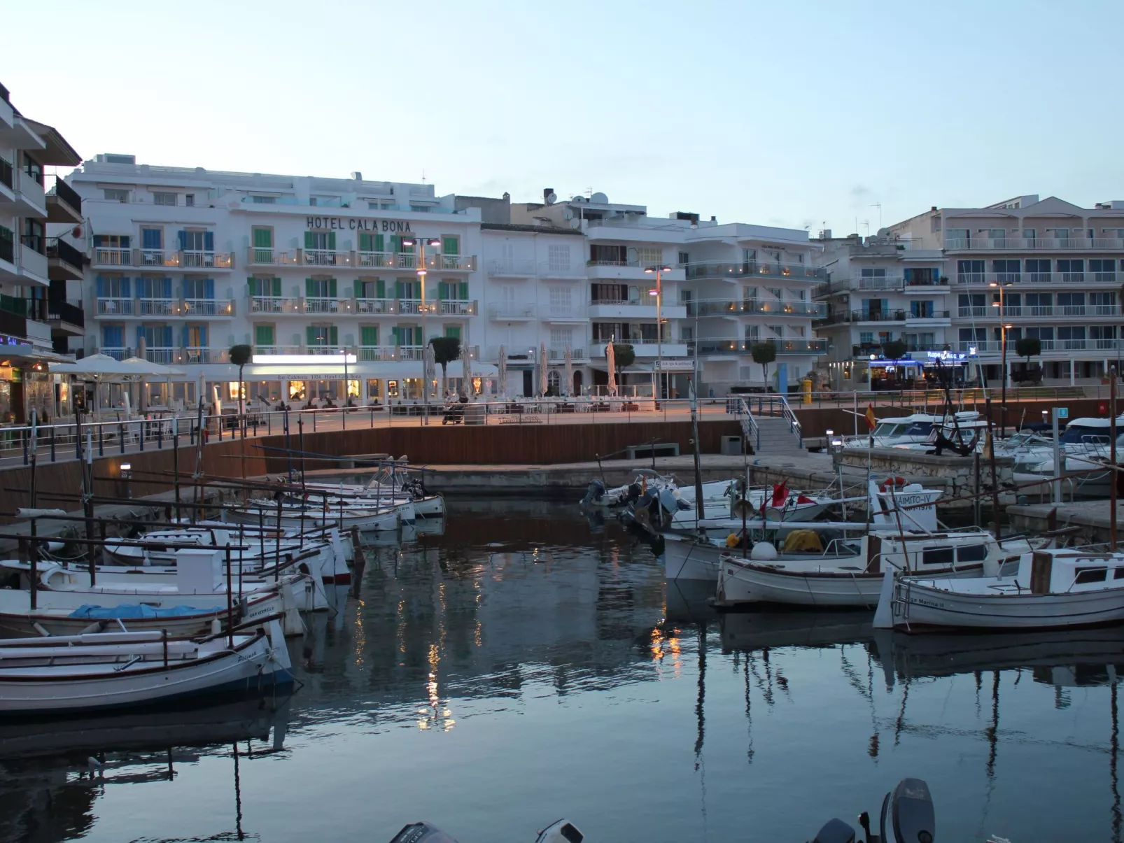 Schöne Villa in Cala Millor, Cala Bona-Draußen