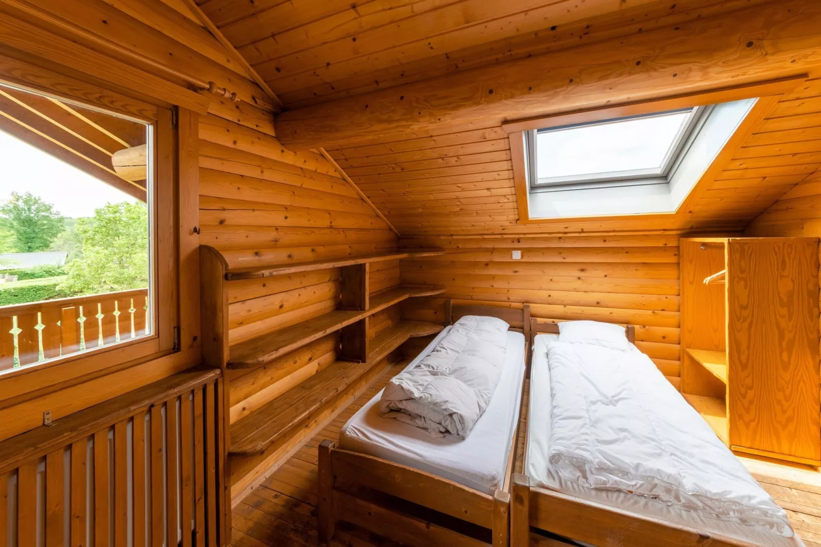 Chalet Californien-Bedroom