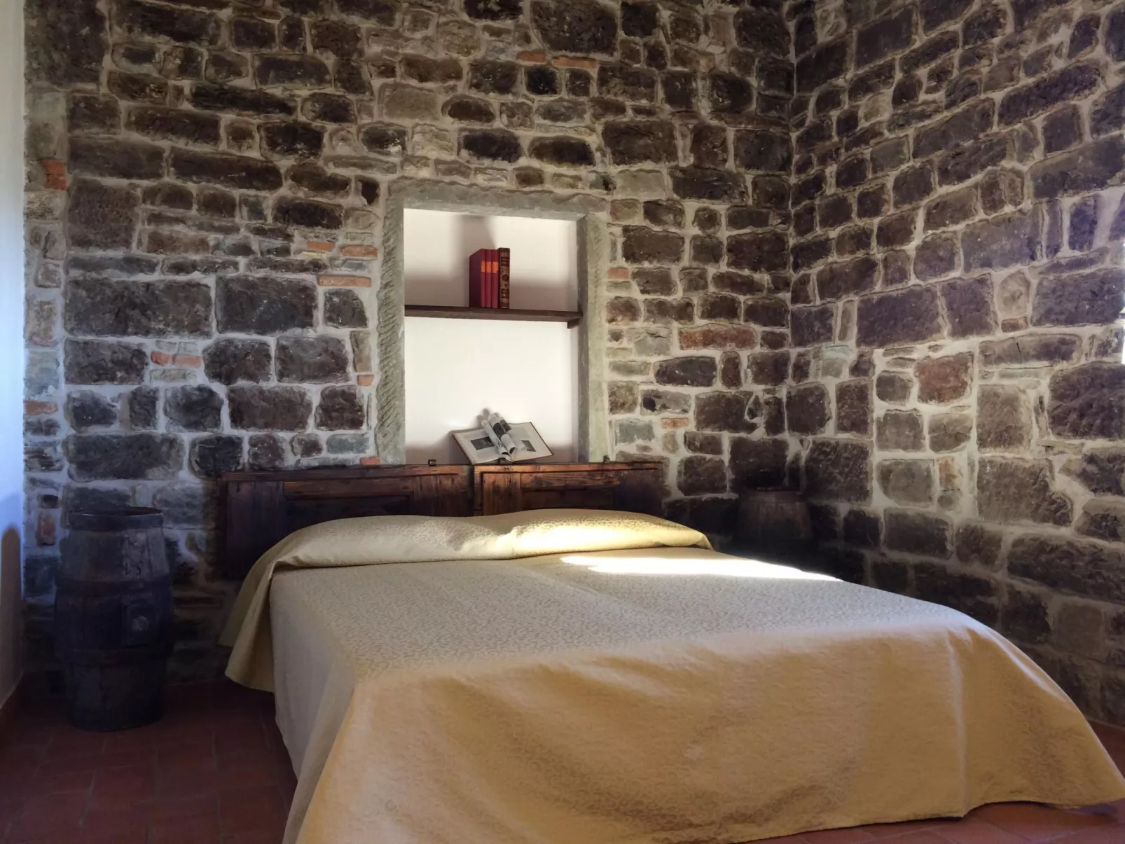 'La torre' mit Pool-Image-tags.info