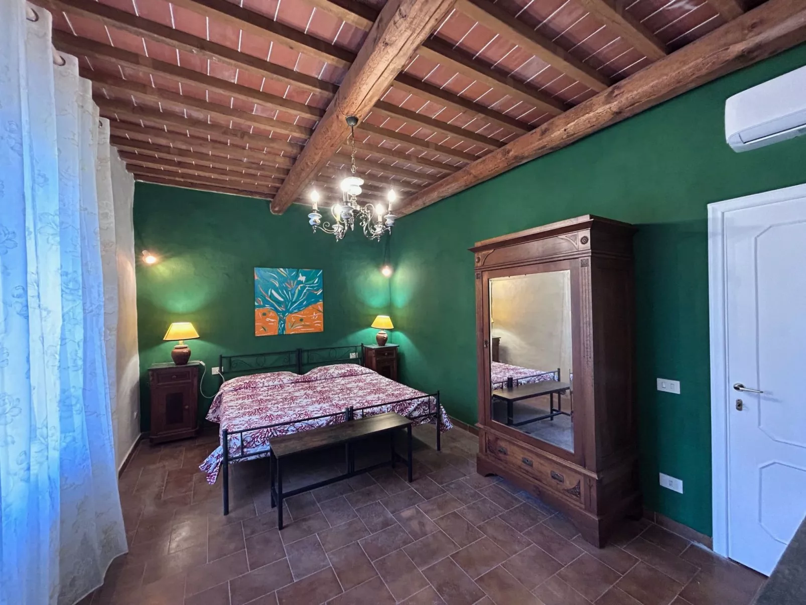 Bauernhaus mit Schwimmbad -Klimaanlage-Inside