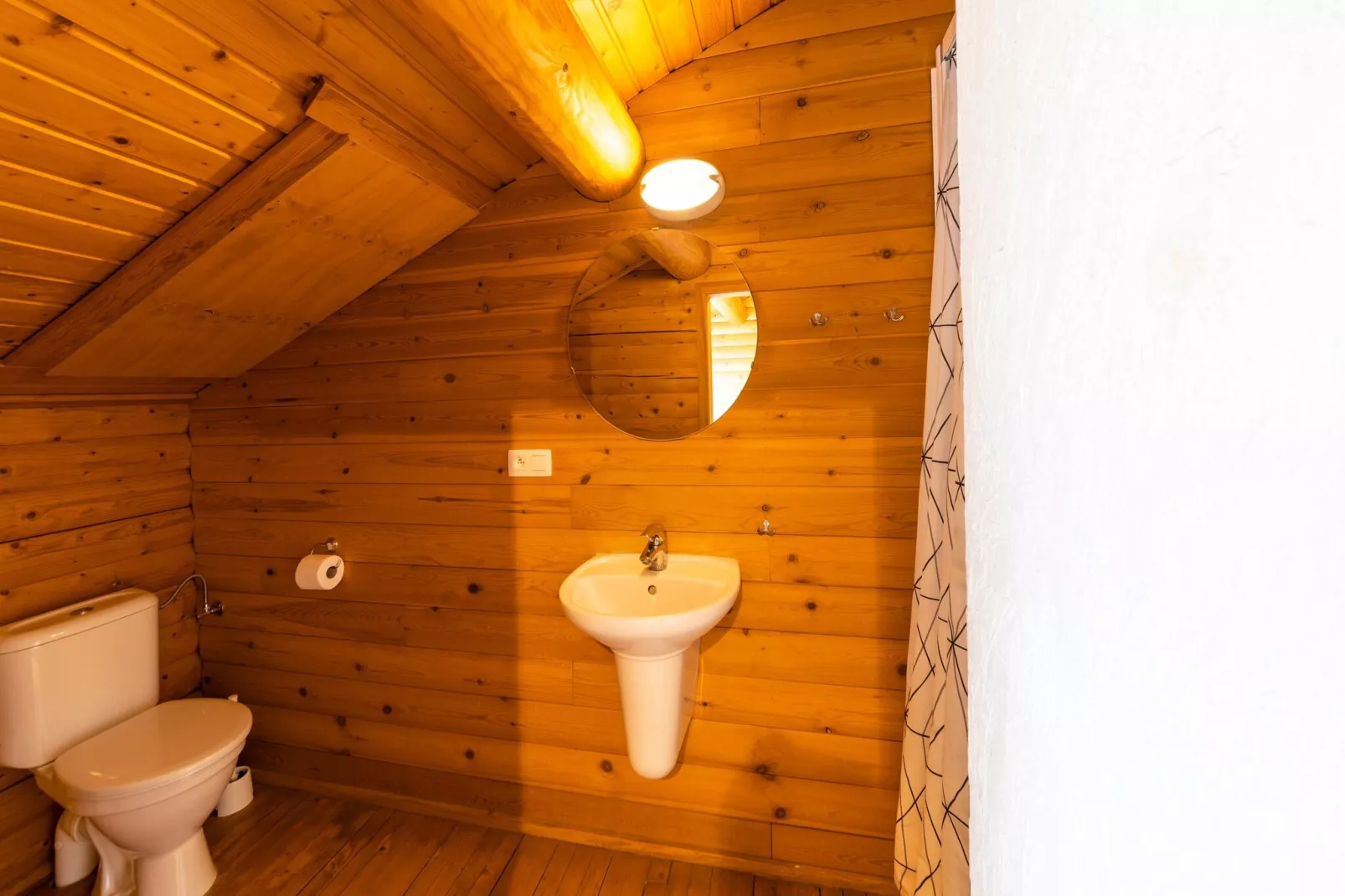 Chalet Californien-Bathroom