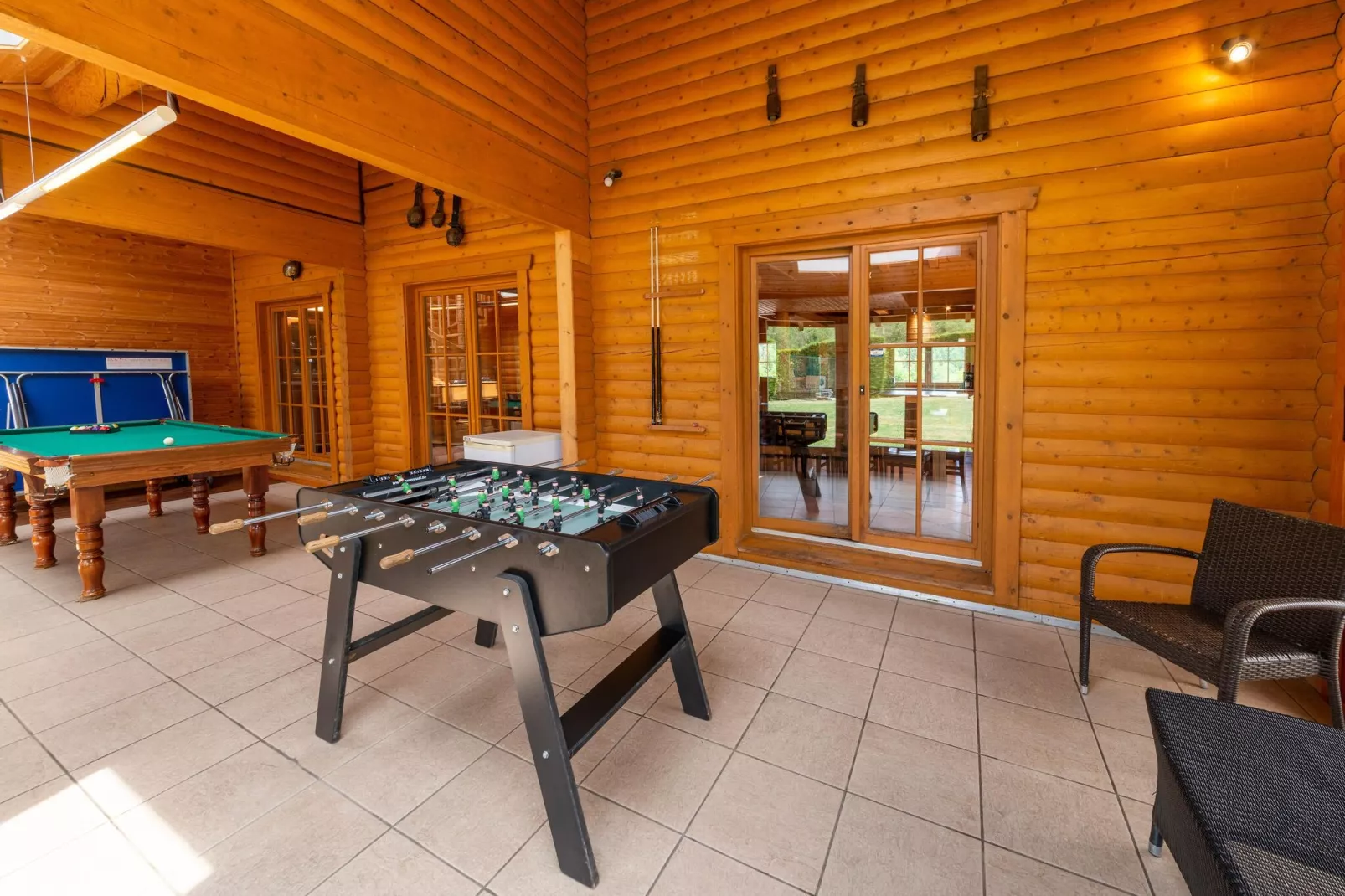 Chalet Californien-Recreation room