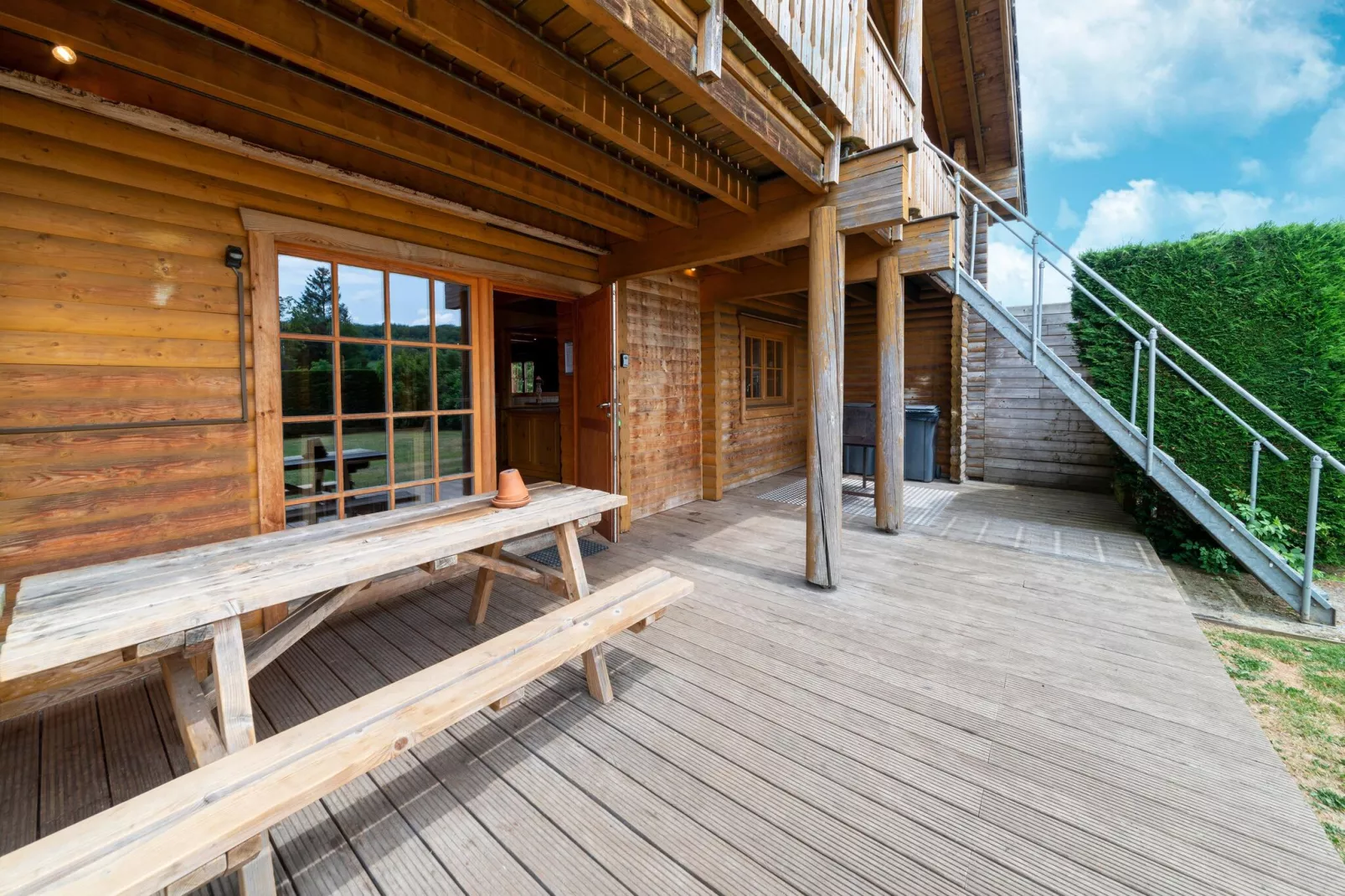 Chalet Californien-Terrace balcony