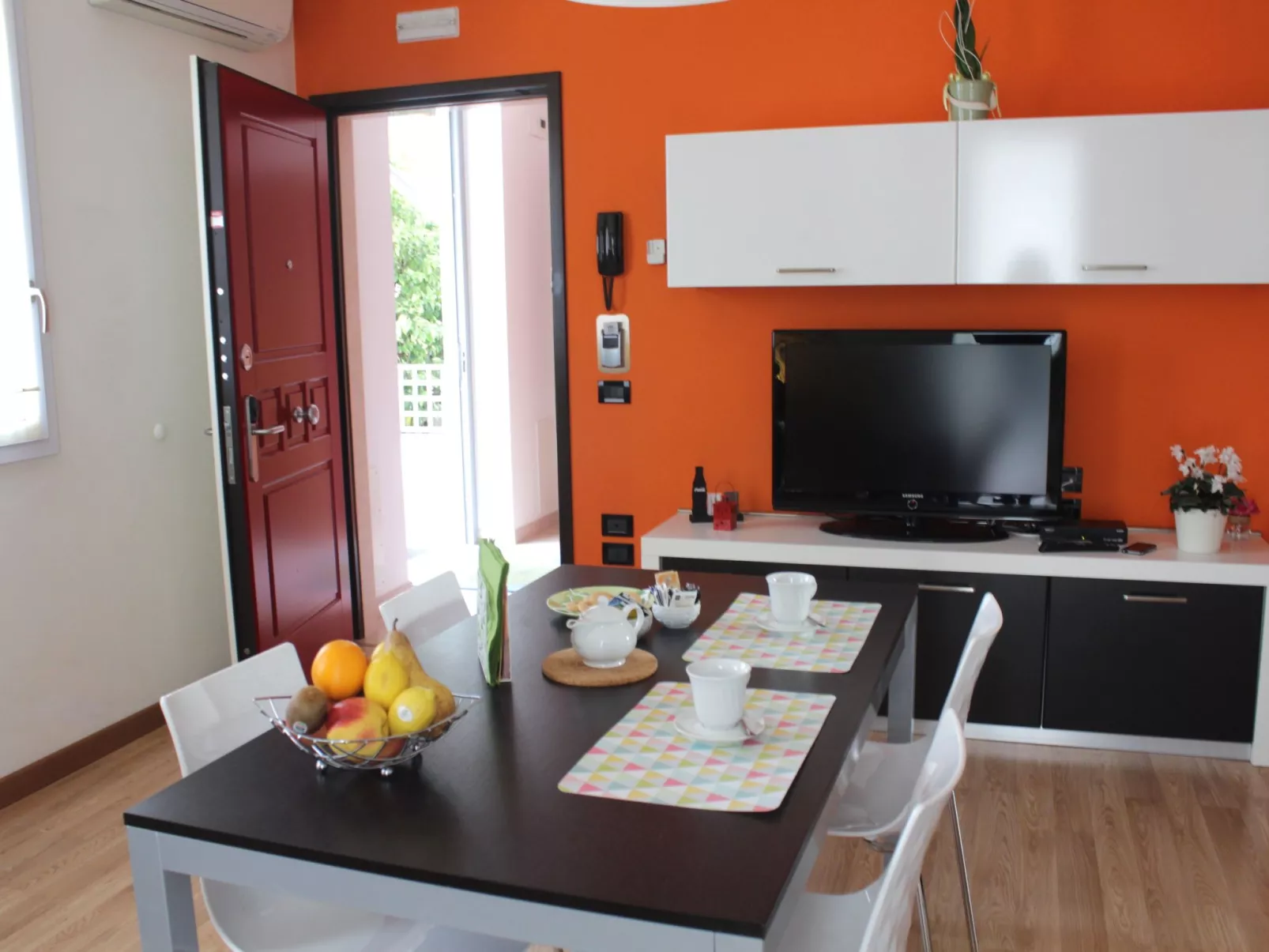 Wohnung in San Giacomo mit Privatparkplatz-Drinnen