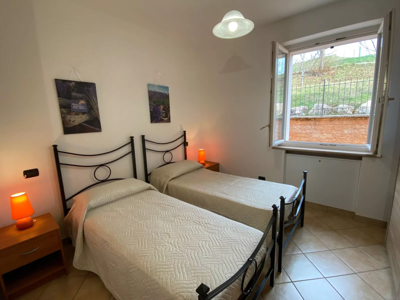 Ferienvilla mit Wasserblick-Inside