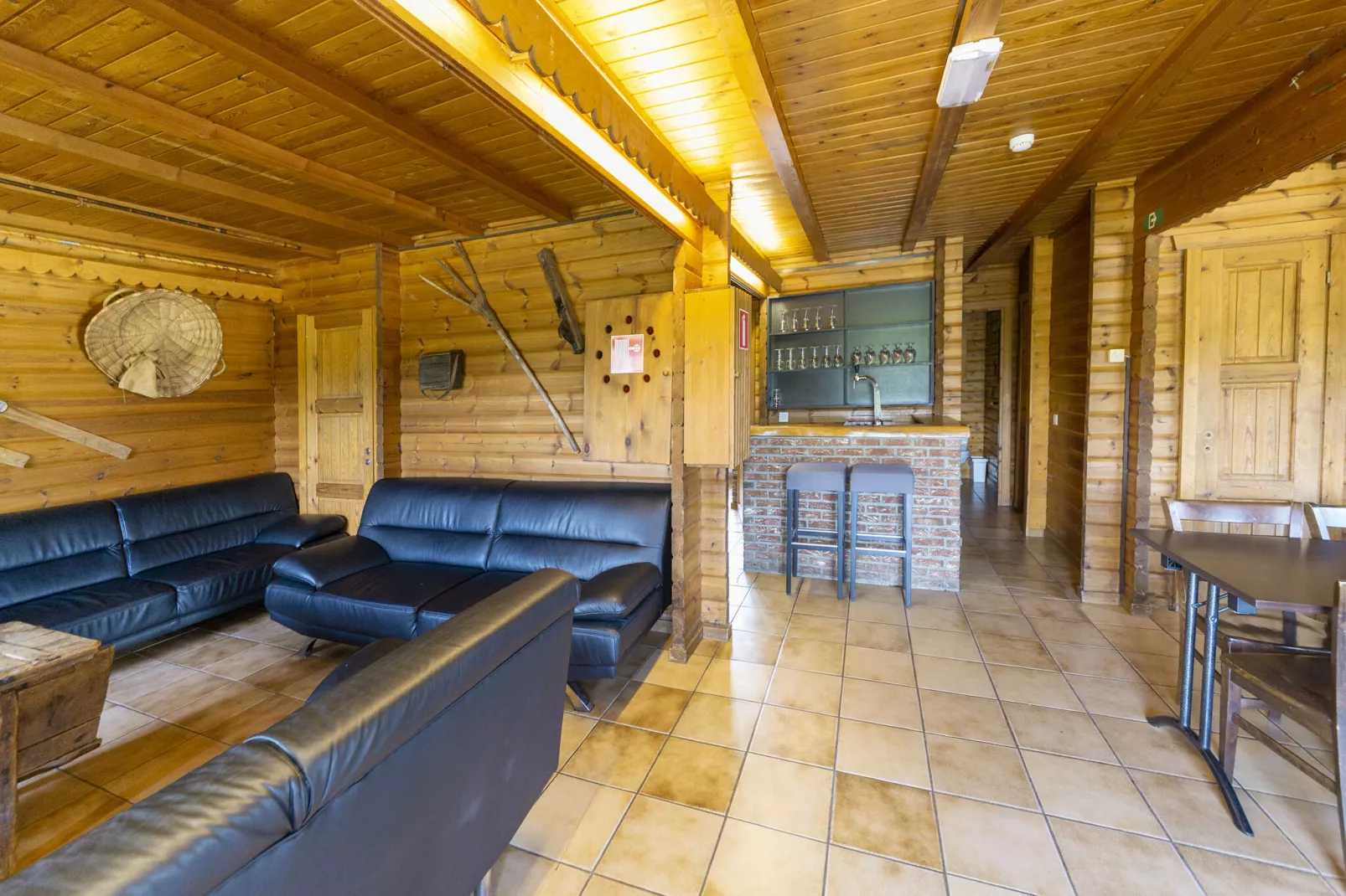 Chalet Suisse-Living room
