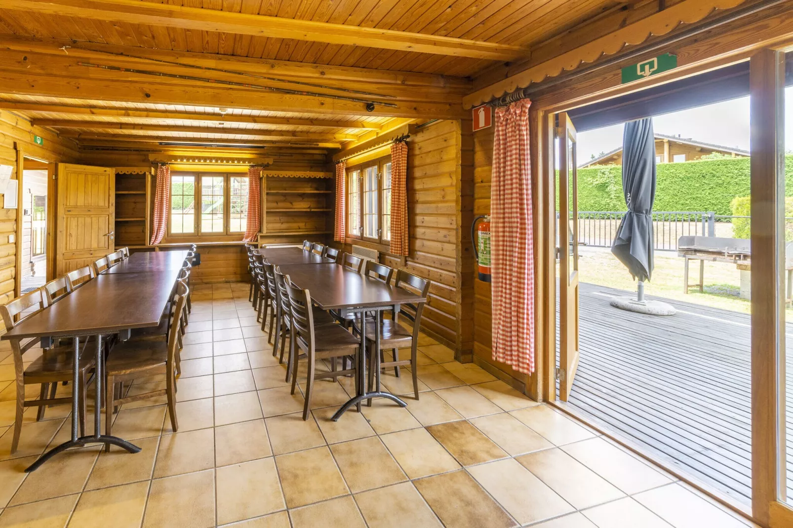 Chalet Suisse-Dining room