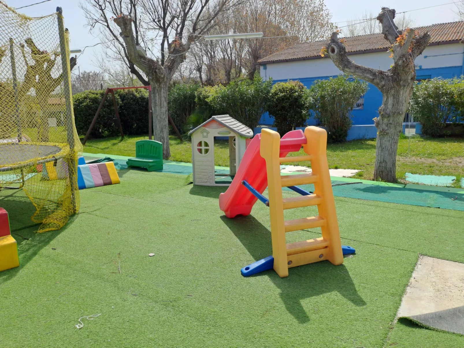 Onda su onda von Holiday World-Dehors