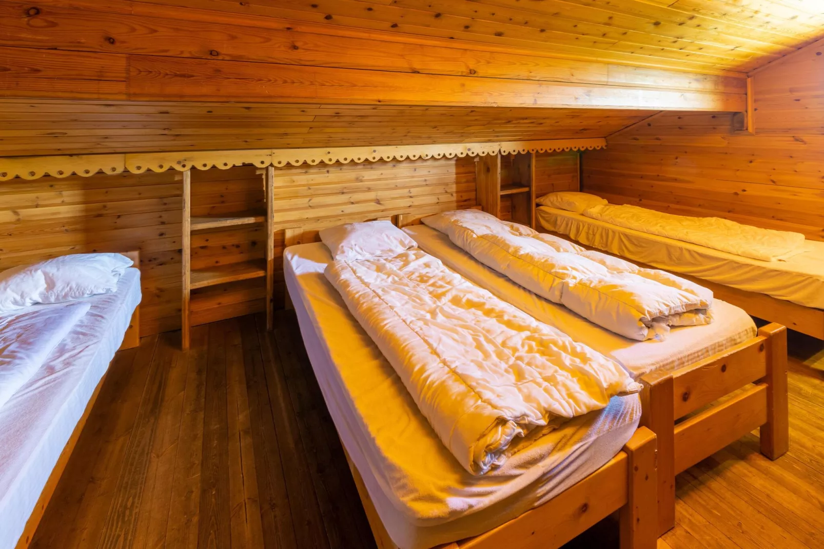 Chalet Suisse-Bedroom