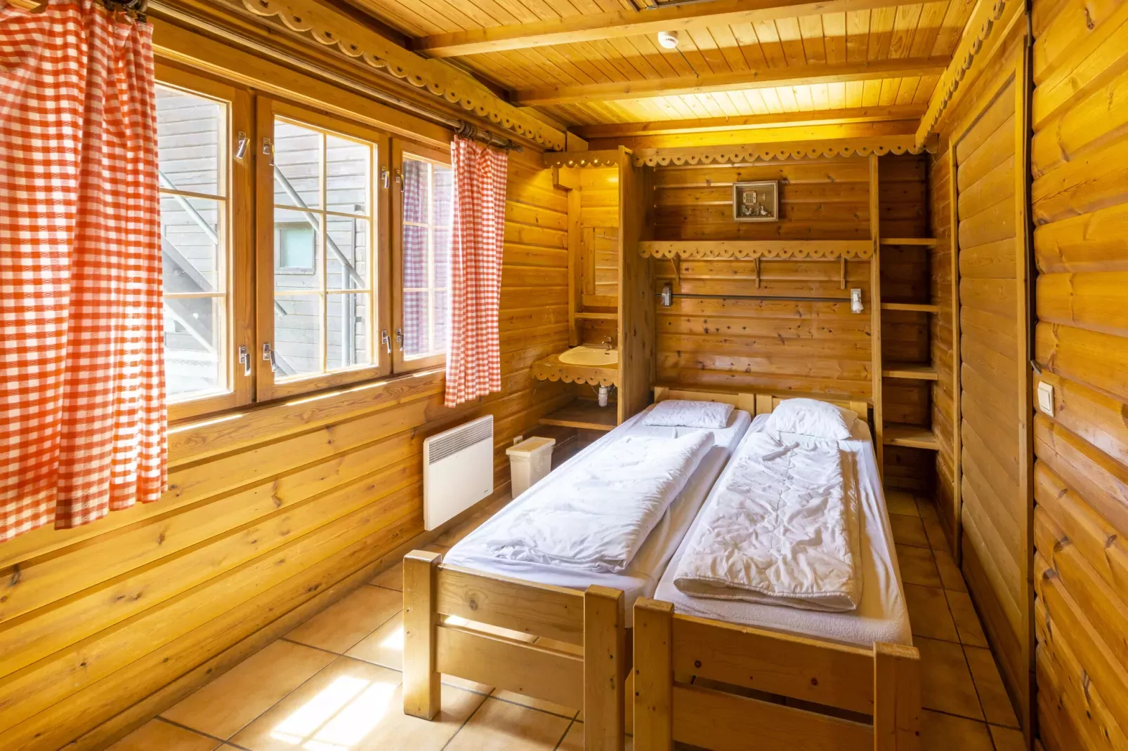 Chalet Suisse-Bedroom