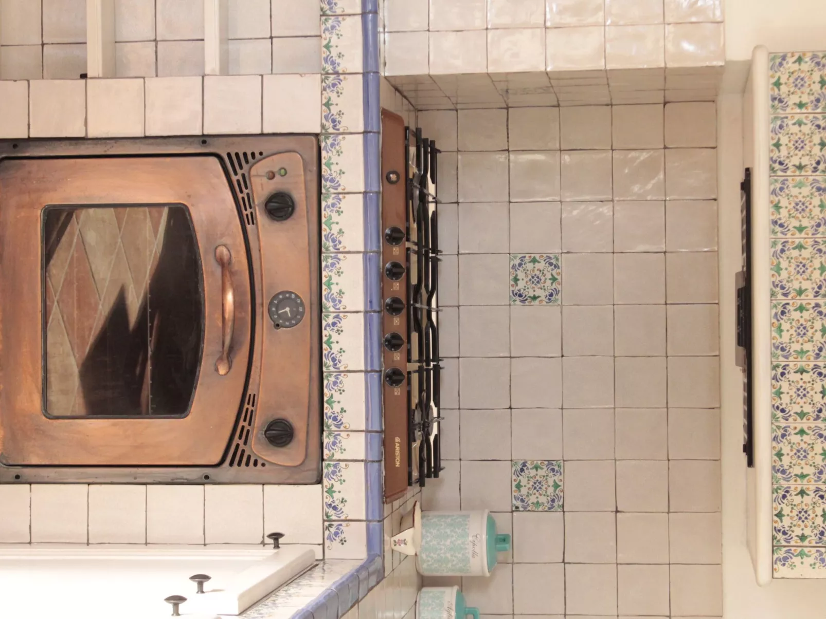 "Daphne Experience".-Dedans