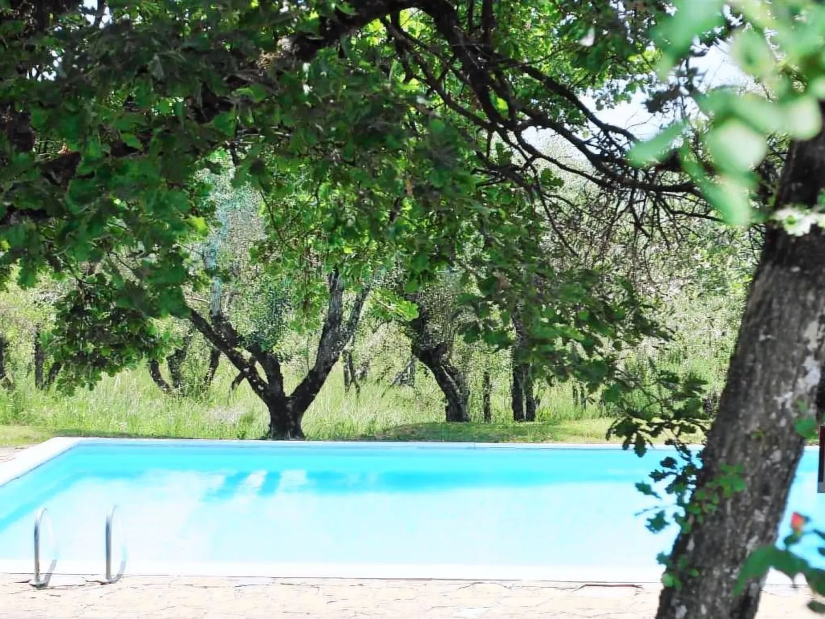 Landgut "Biancospino" mit Gemeinschaftspool-Outside