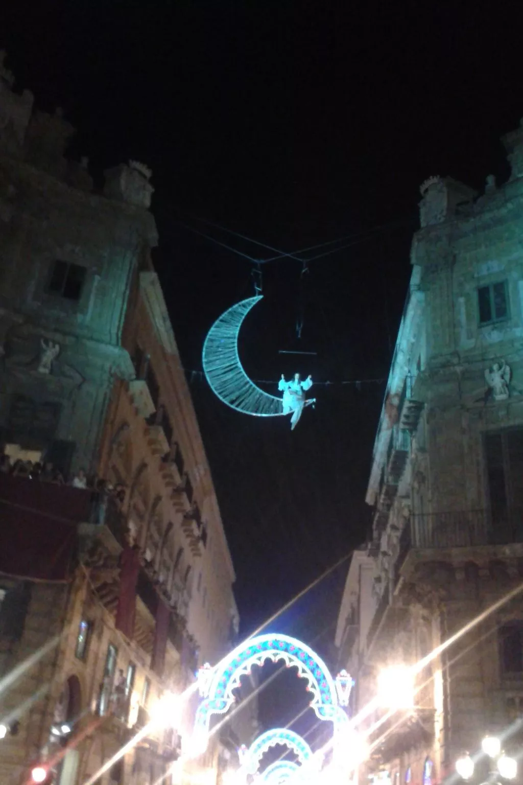 Mit Privatparkplatz-Draußen