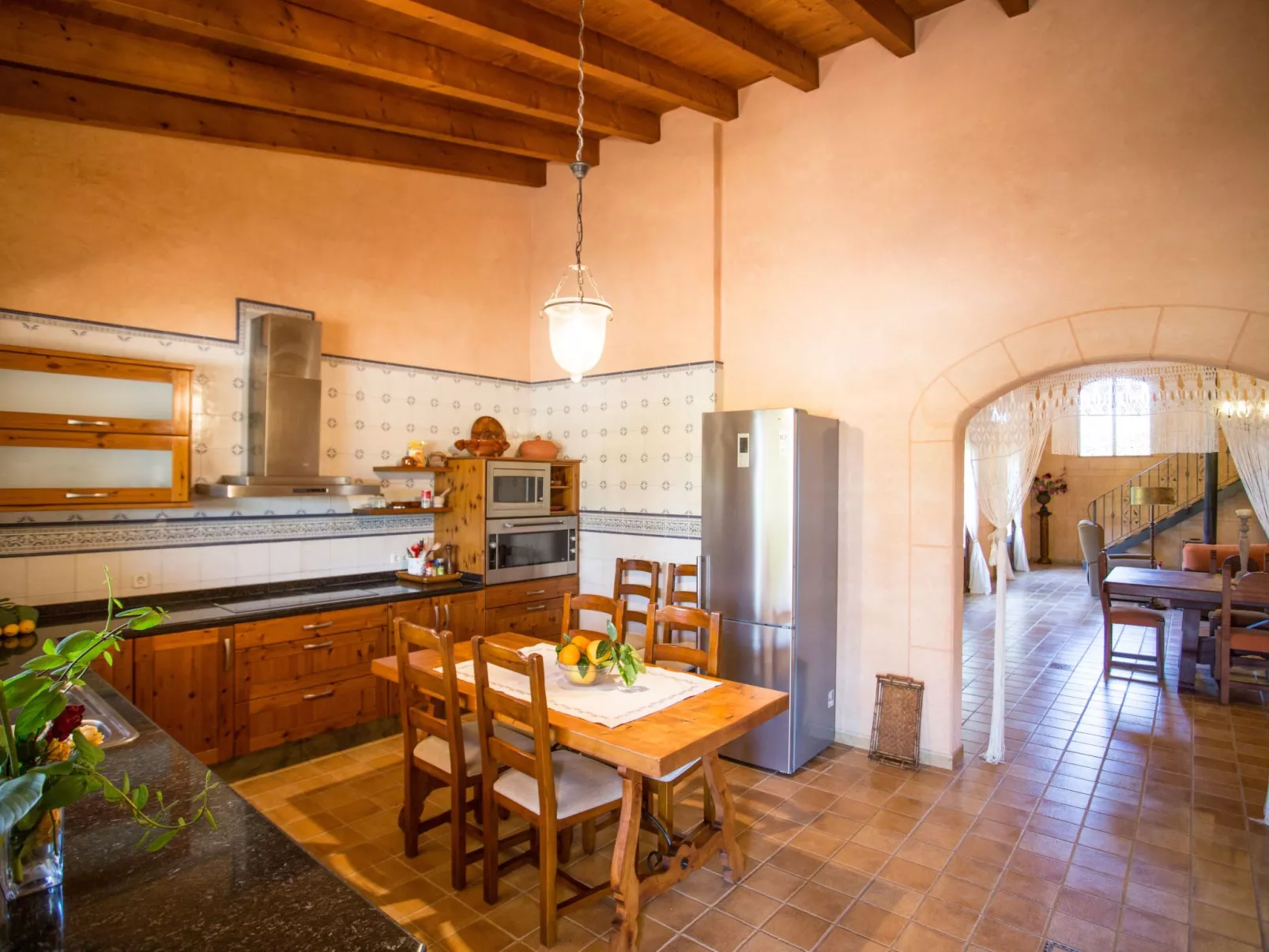 Finca mit Tennisplatz und Schwimmbad-Inside