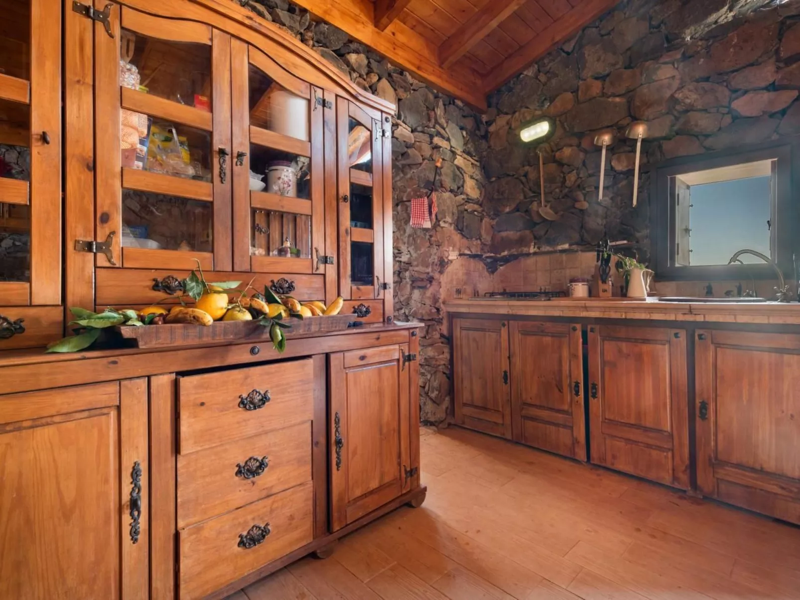 Finca "Sunny Scape Rural-Drinnen