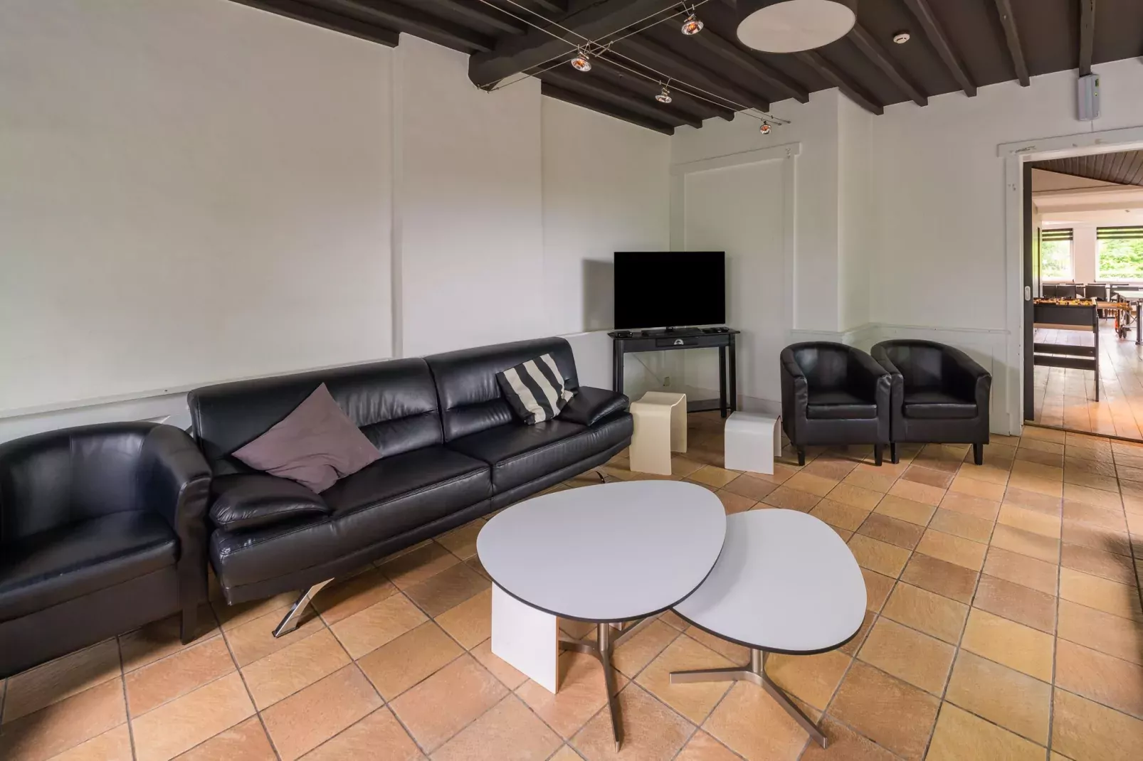 La Chambre d'Amis-Living room