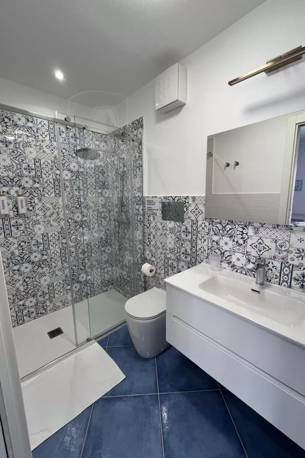 Oikos Design-Ferienwohnung mit Aussicht-Image-tags.info