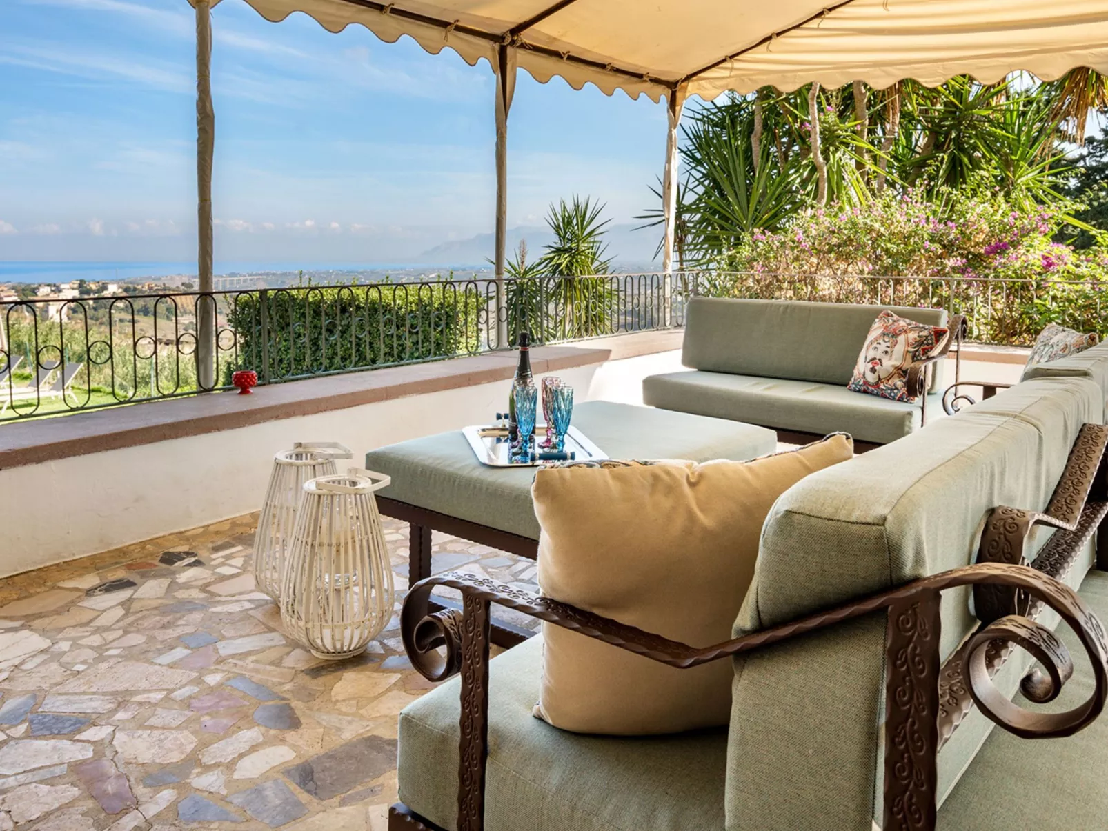 Villa Tommaso Maruggi Jacuzzi und privater Pool-Image-tags.info