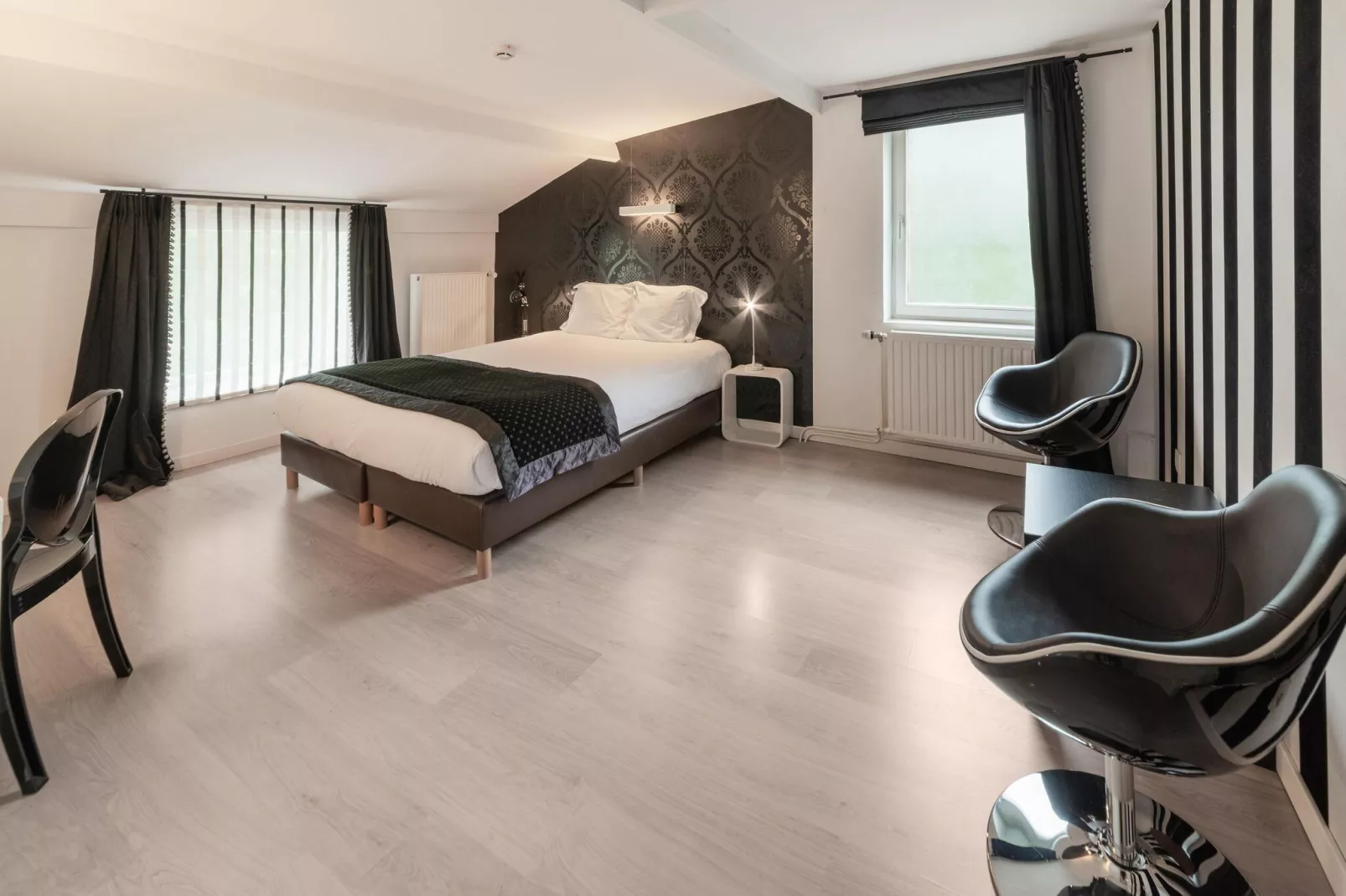La Chambre d'Amis-Bedroom