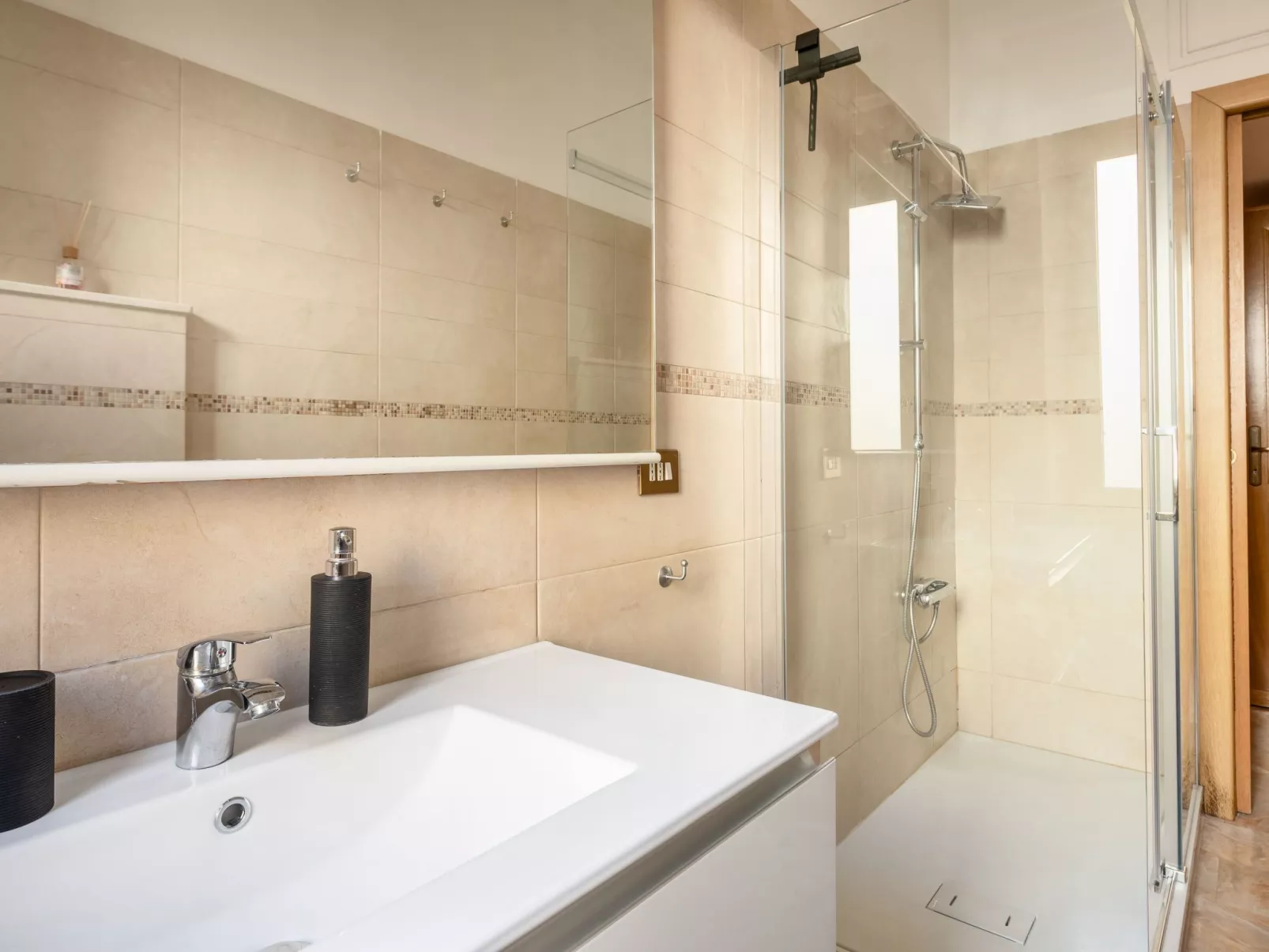 Wohnung27. AC Wi-Fi Metro, Geräumig, S. Giovanni-Inside