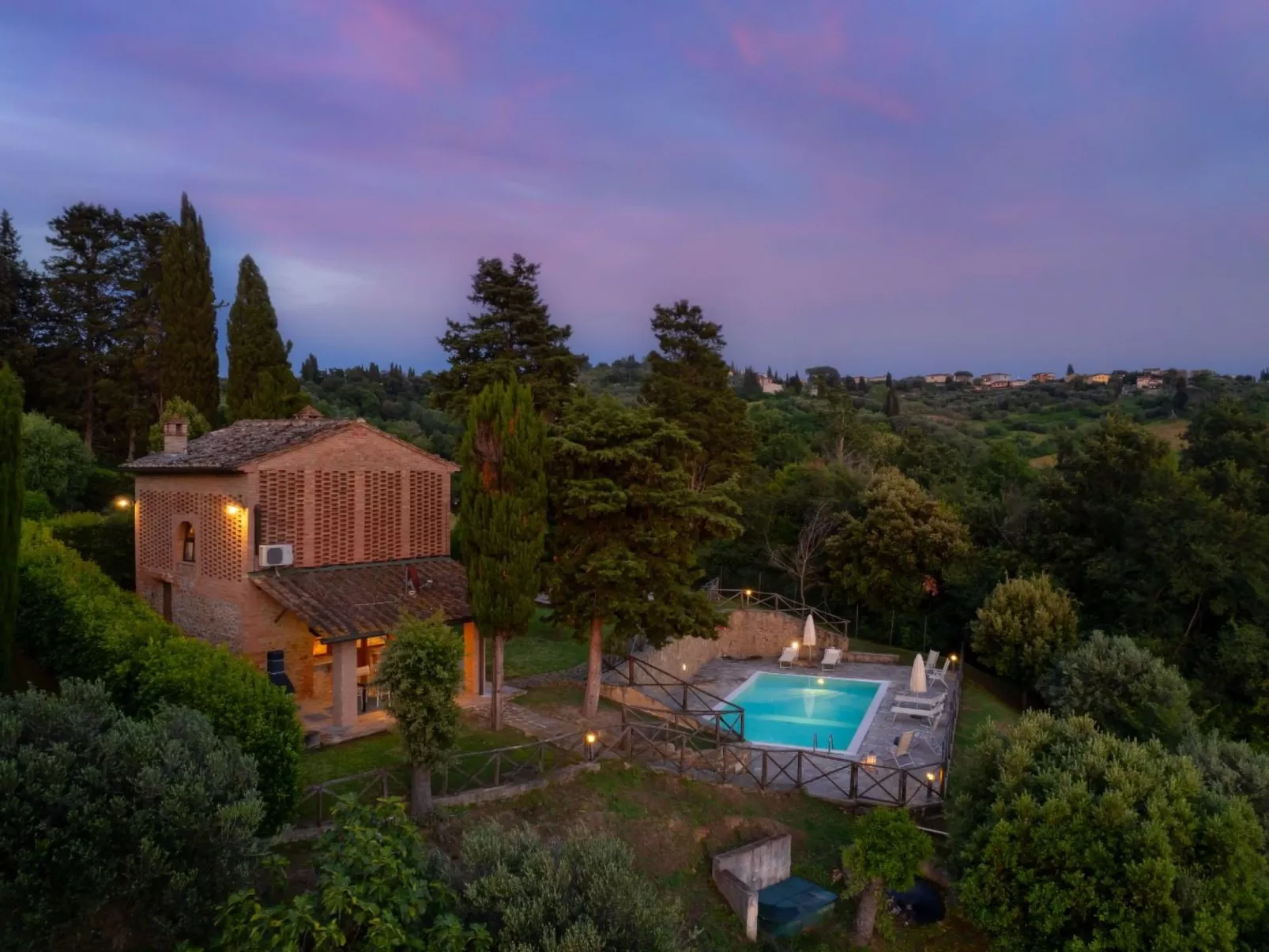 Villa Frantusina-Draußen