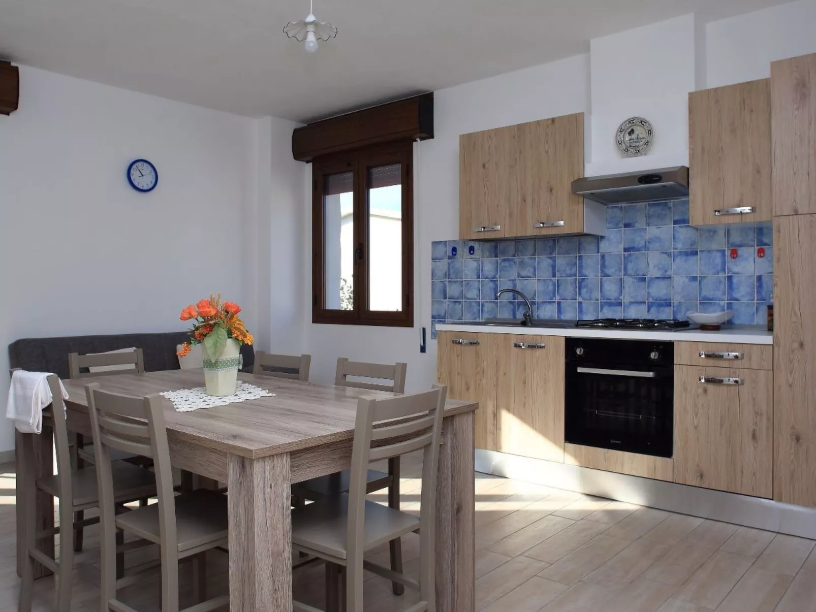 Anwesen mit Balkon-Image-tags.info