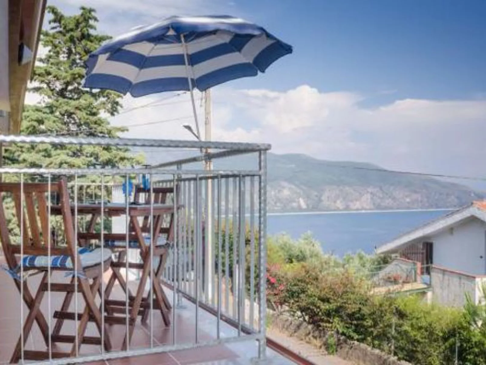 Ro. e Se. in Palinuro DE Blaue Flagge-Inside