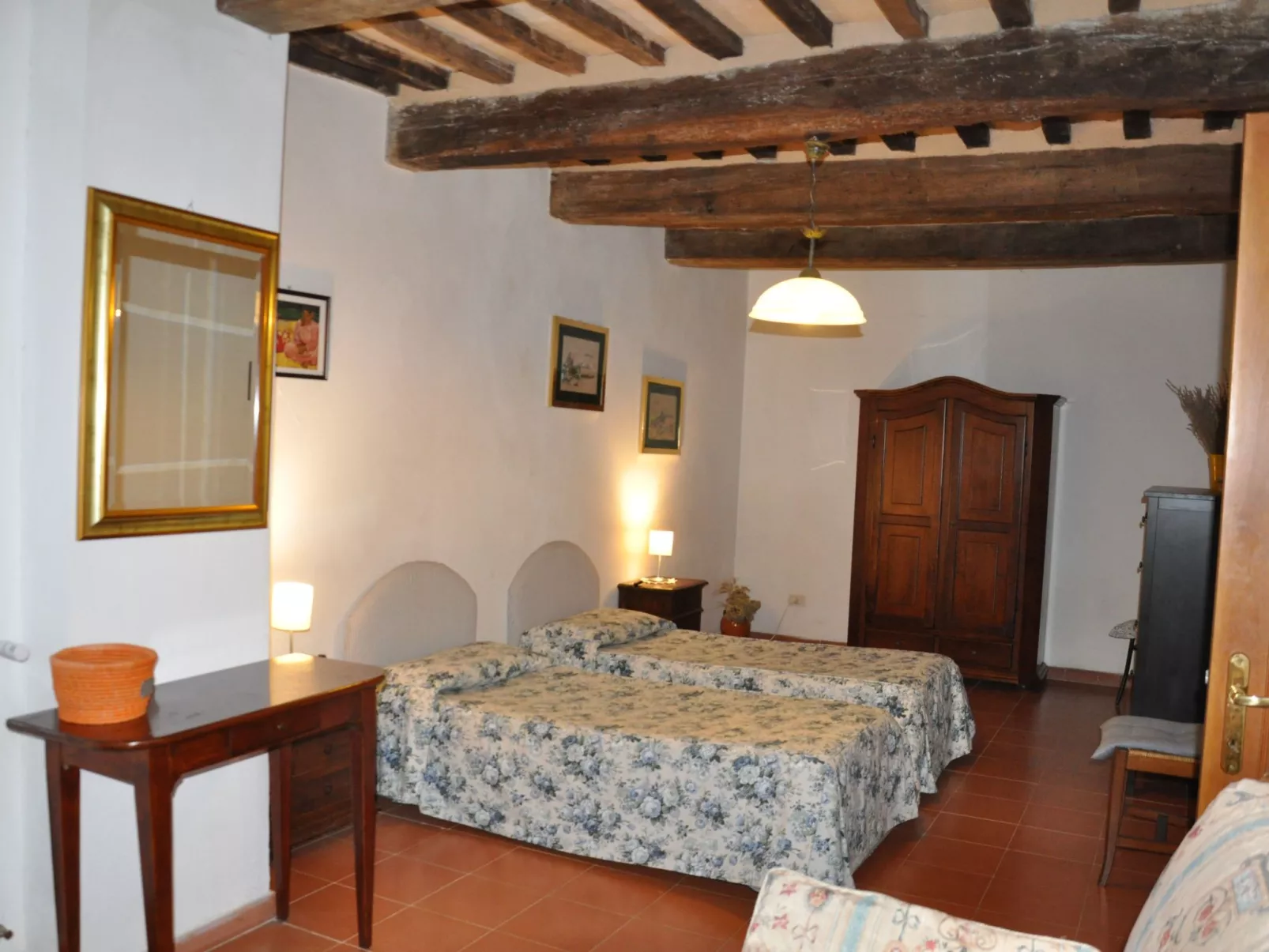 In Acquapendente mit großem Garten-Inside