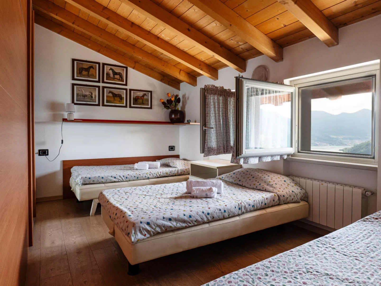 'La Villetta' mit Schwimmbad-Drinnen