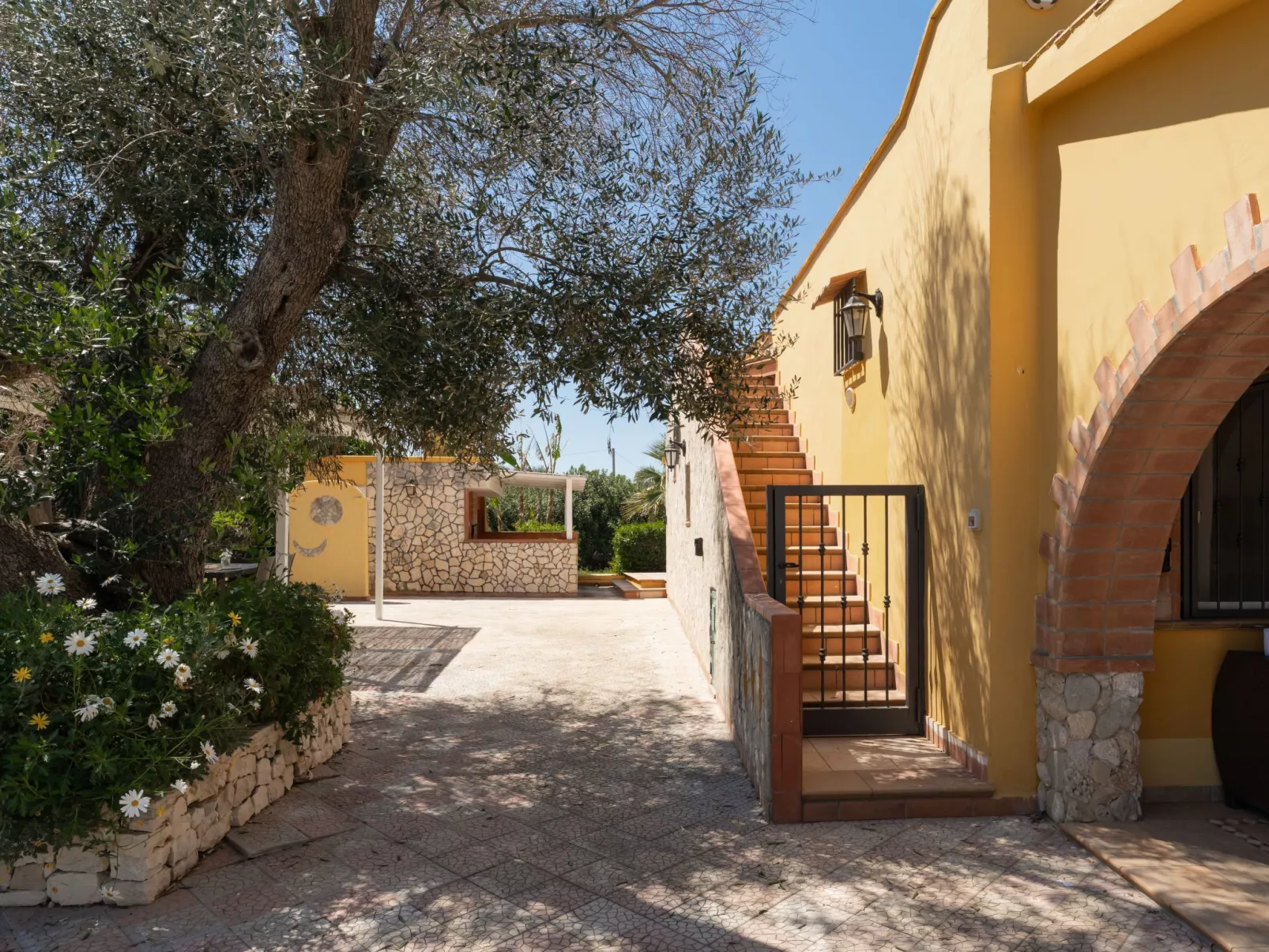 Villa Azzurra mit Pool - Draußen