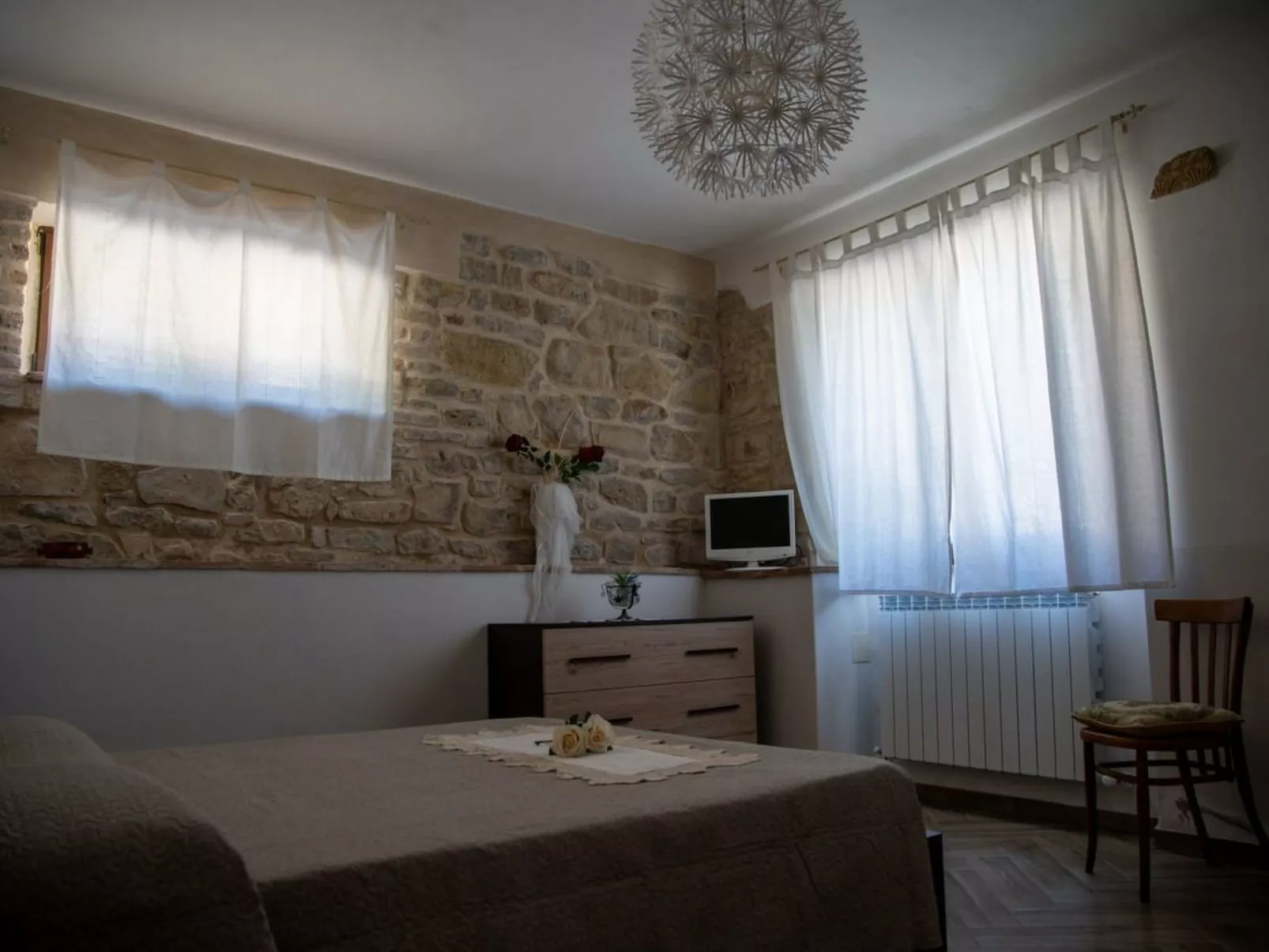 Villa mit privatem Pool in der Nähe des Dorfes-Drinnen